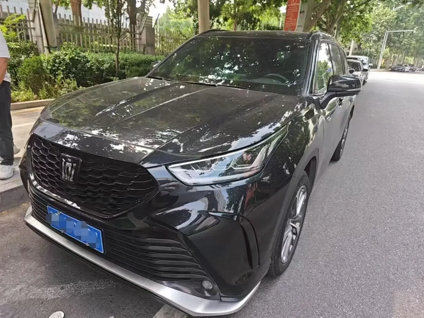 Toyota Crown Kluger