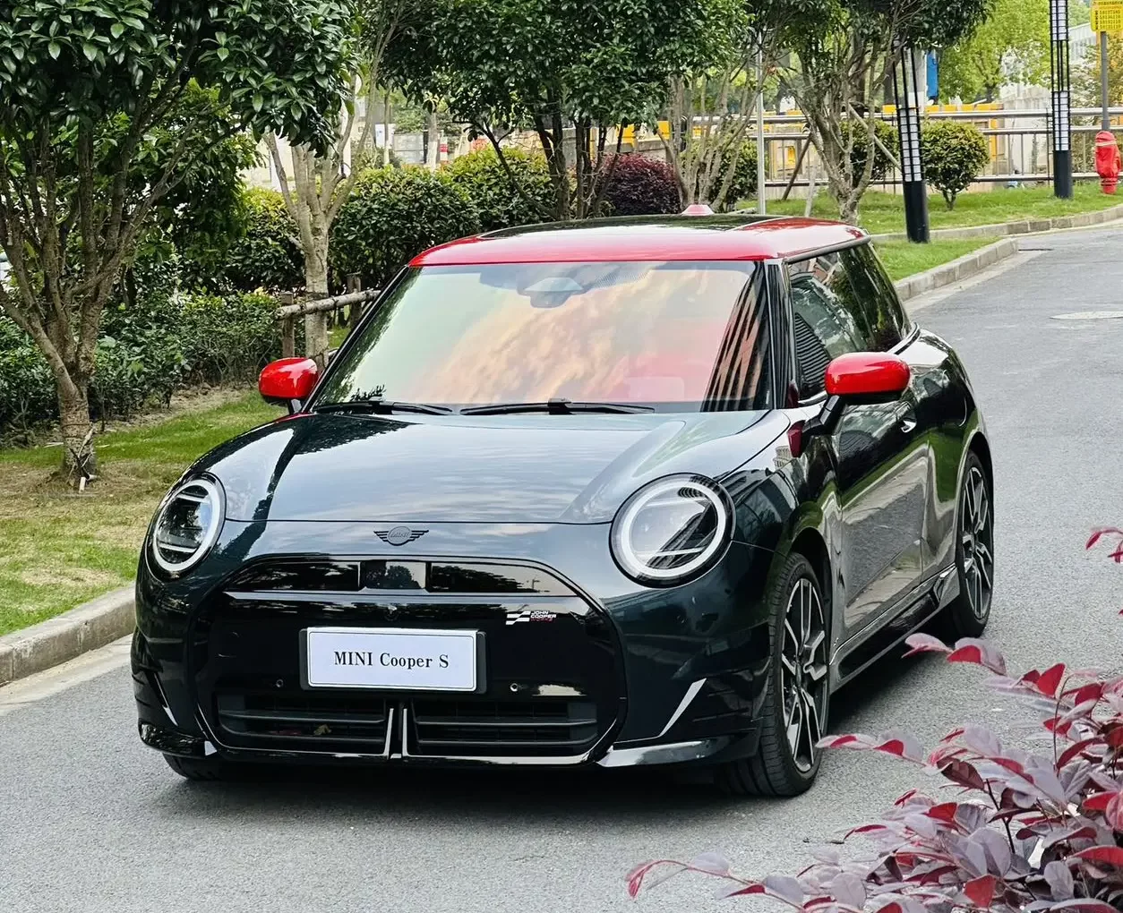 MINI ELECTRIC  COOPER