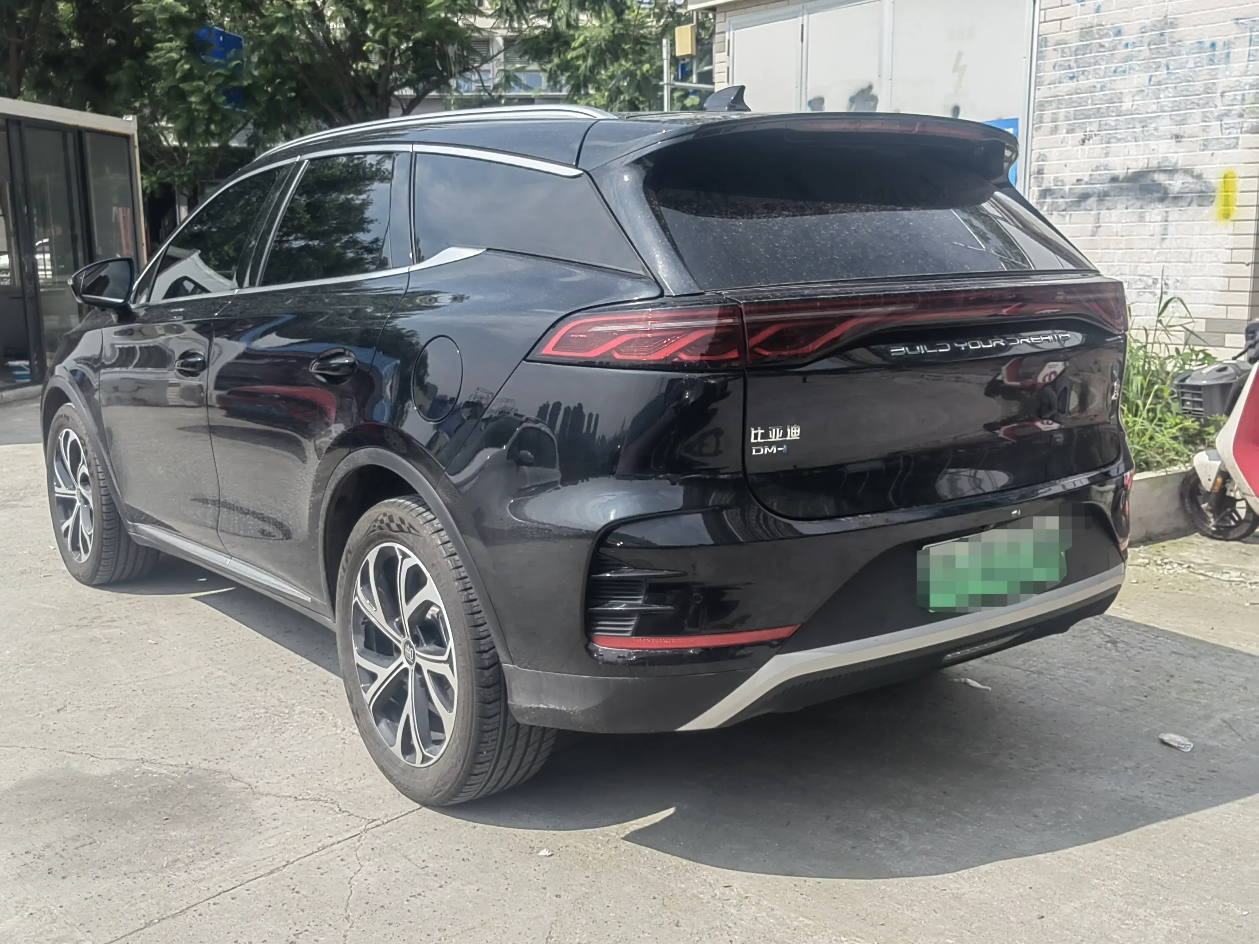 BYD Tang DM