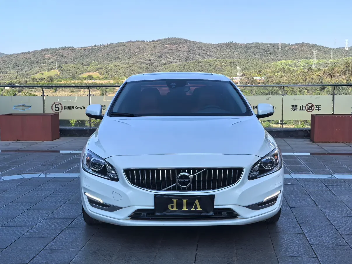 Volvo S60