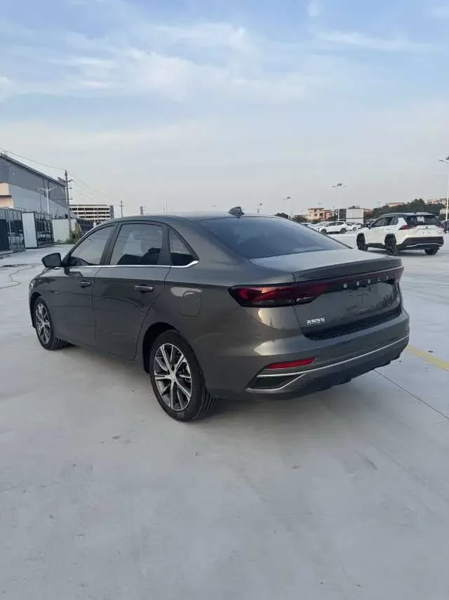 Geely emgrand
