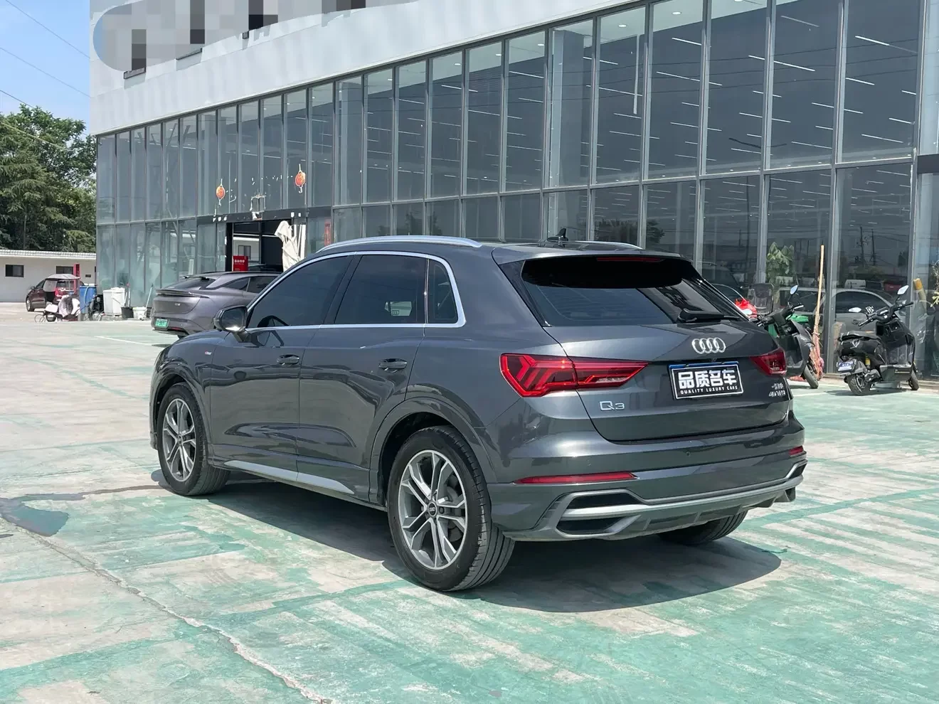 Audi Q3