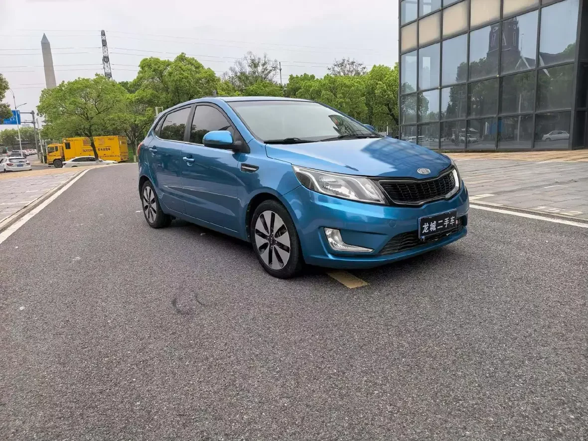Kia K2