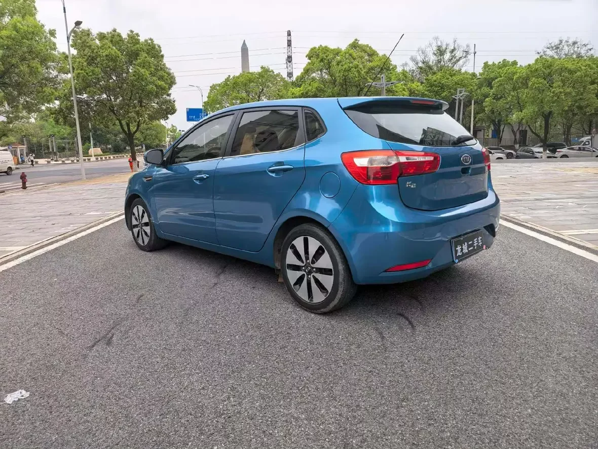 Kia K2