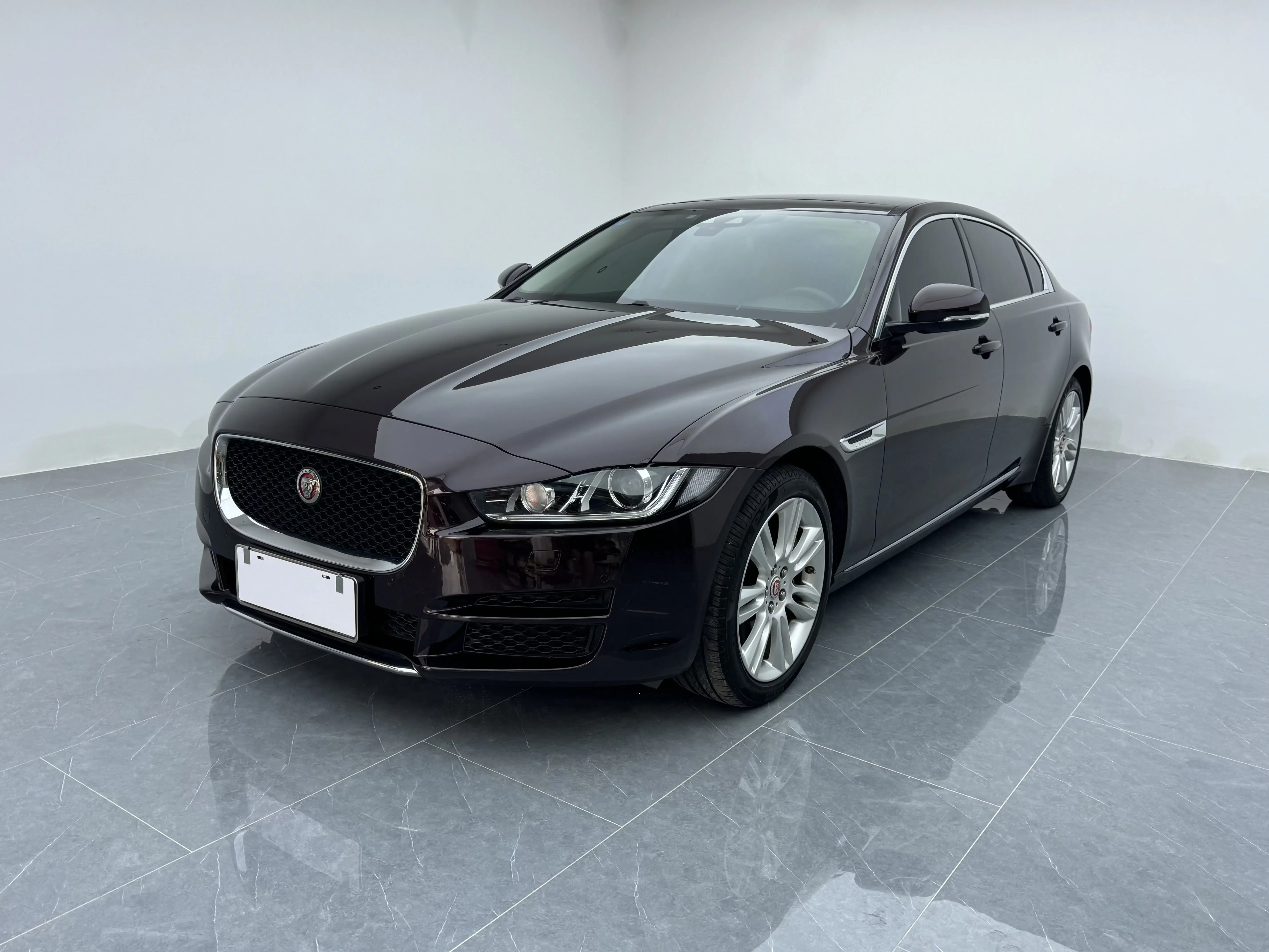 Jaguar XEL  из Китая