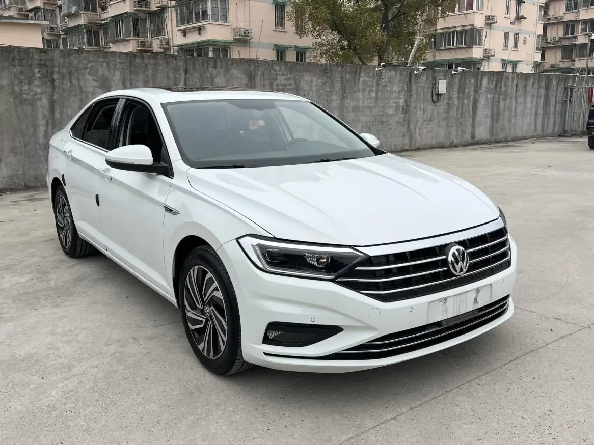 Volkswagen Sagitar