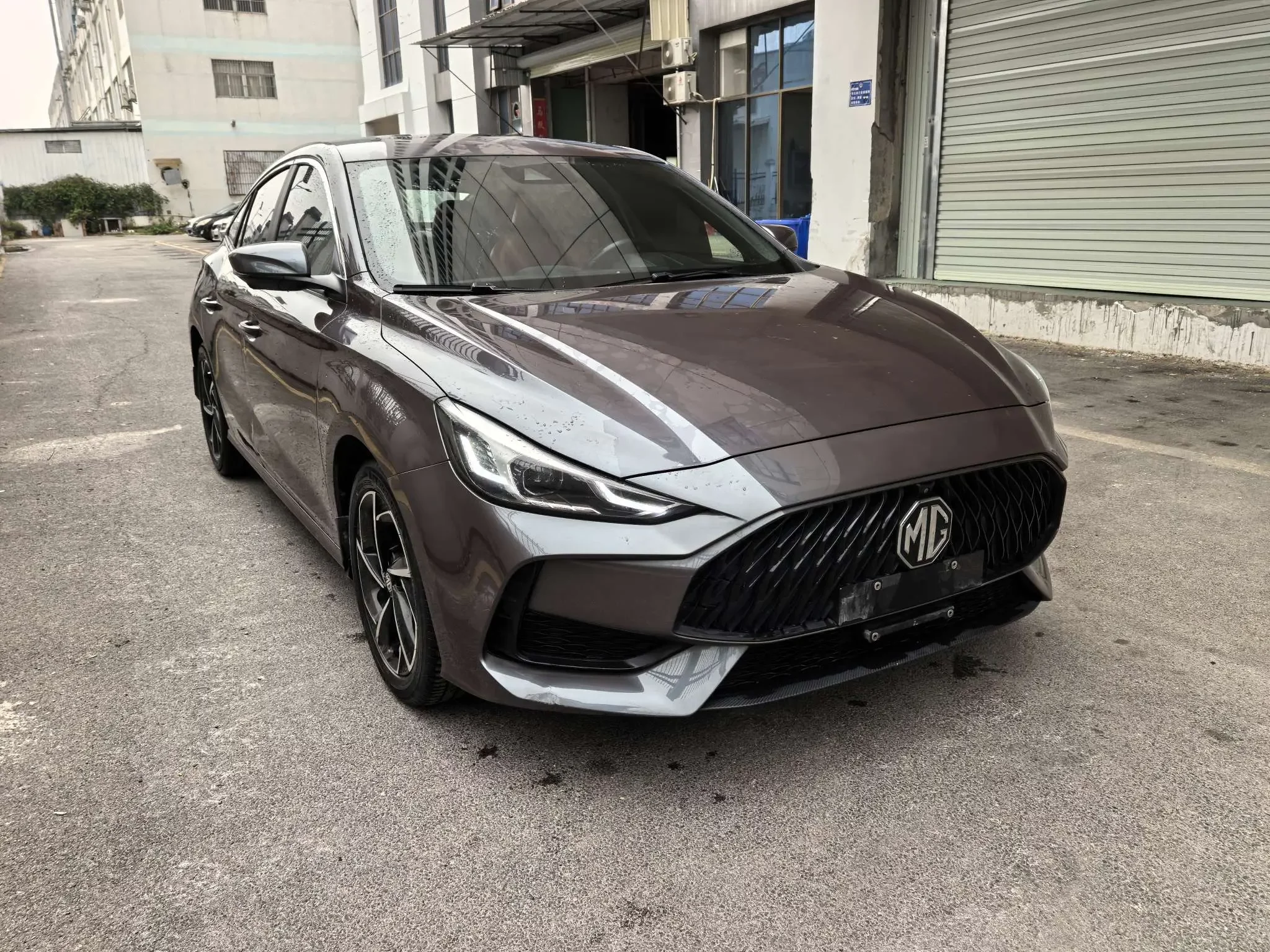 MG 5