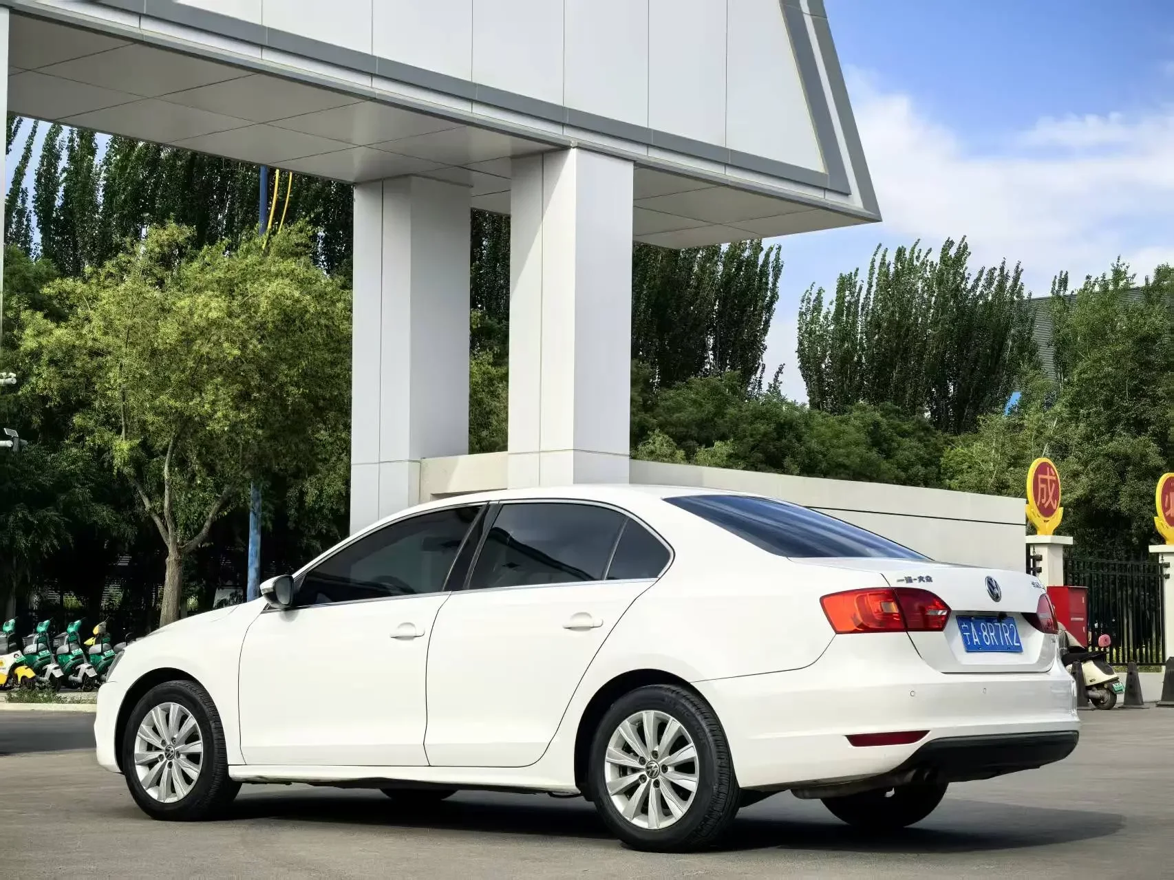 Volkswagen Sagitar