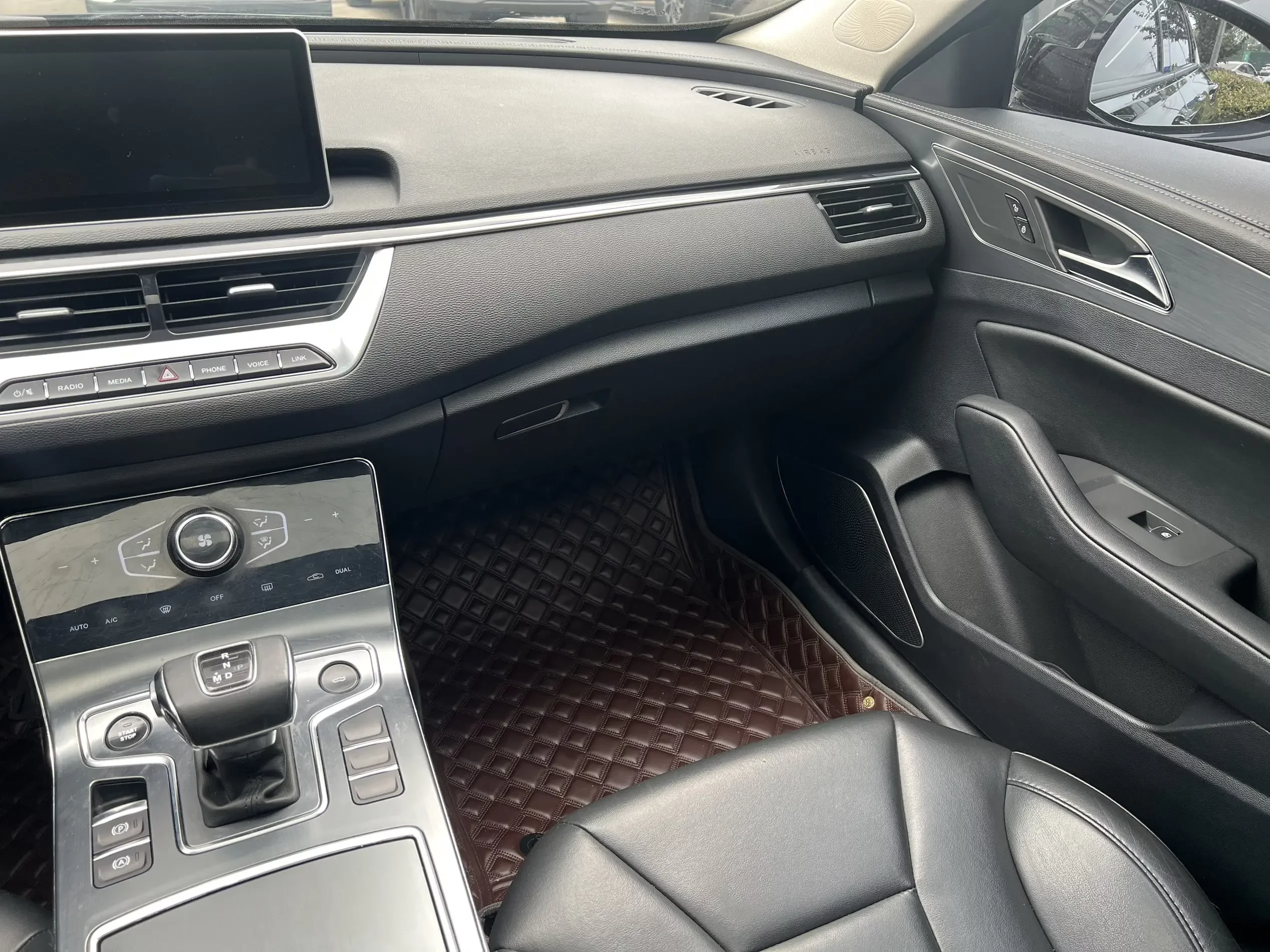 Hongqi H5 classic