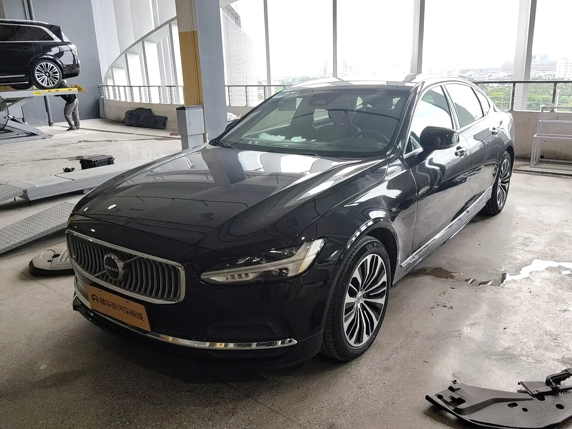 Volvo S90