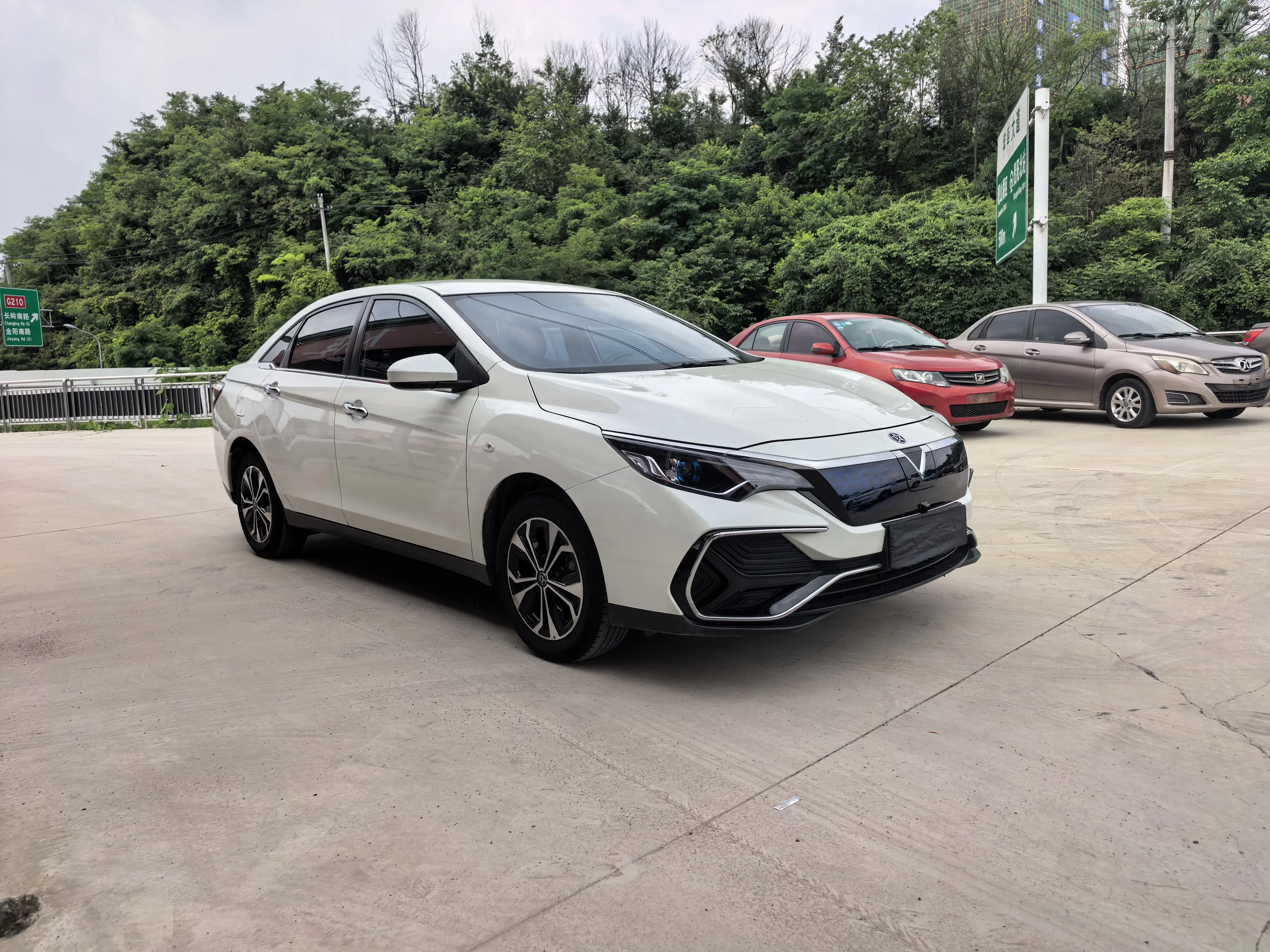 Kai Chen Venucia D60 EV