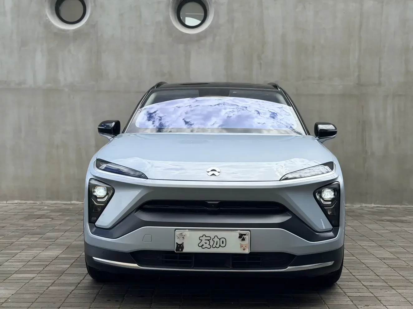 NIO ES6