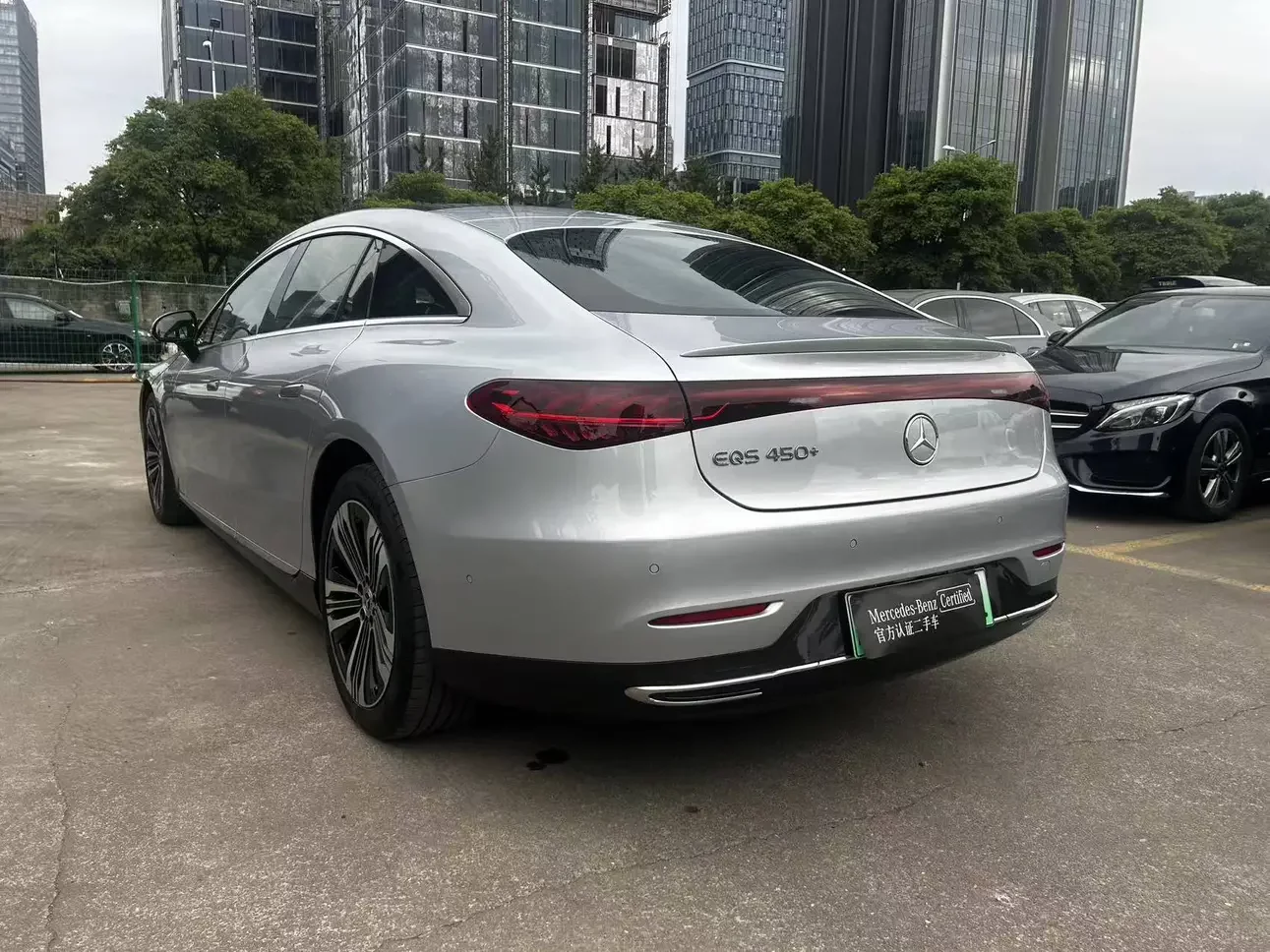 Mercedes-Benz EQS