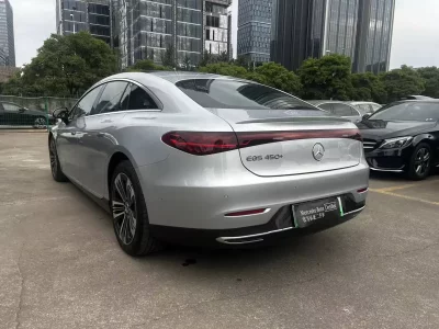 Mercedes-Benz EQS