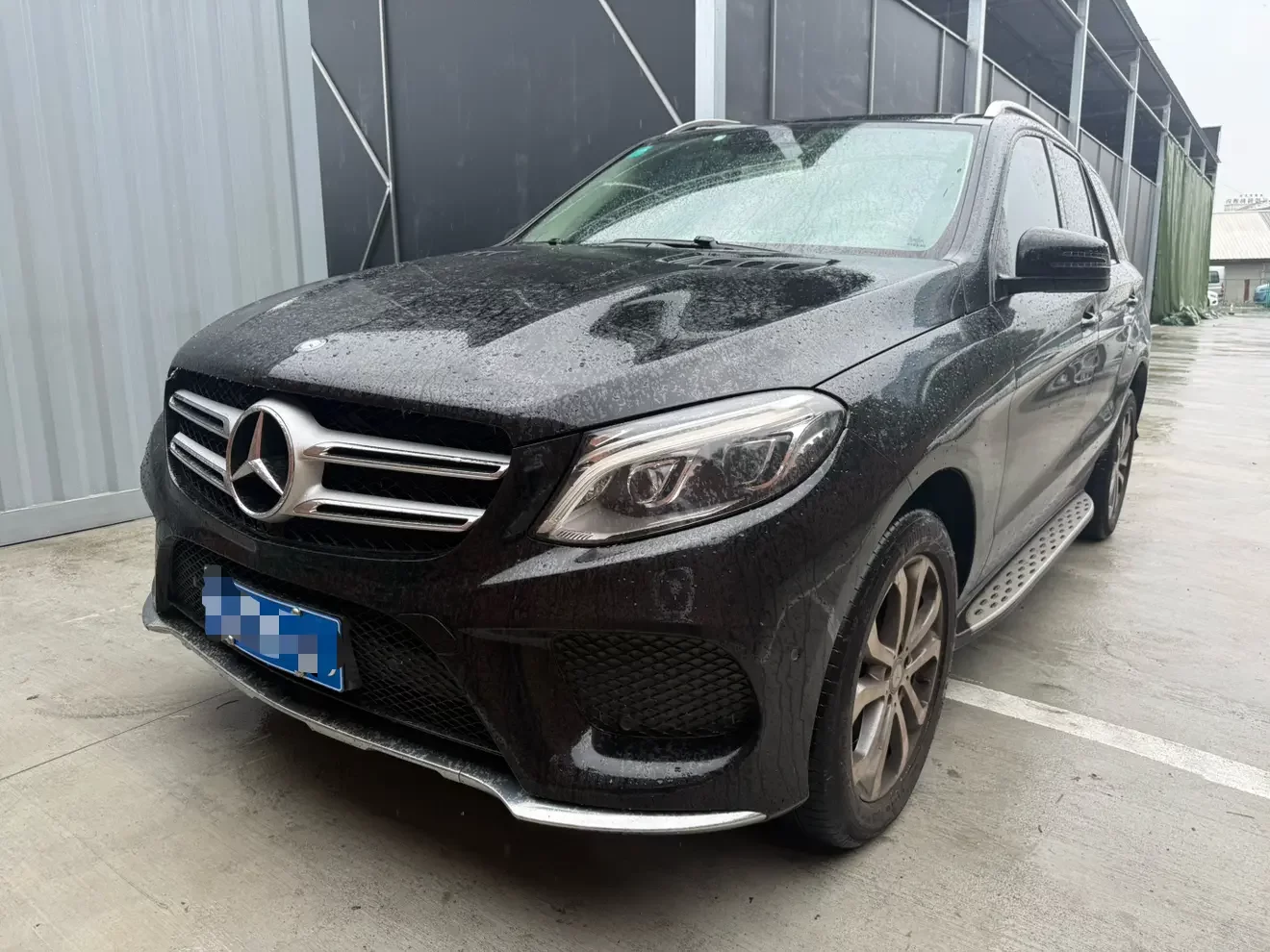 Mercedes-Benz GLE (Imported)