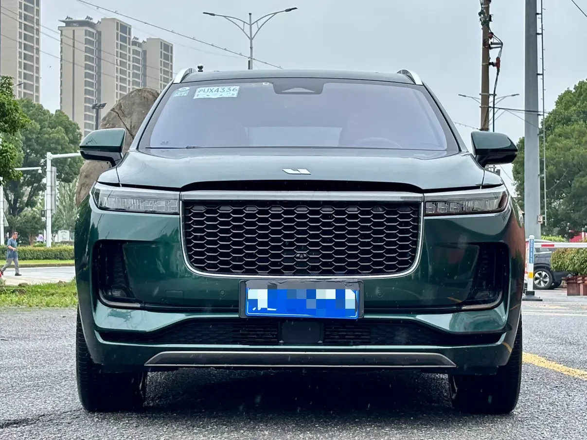 Li ONE (Ideal ONE)  из Китая
