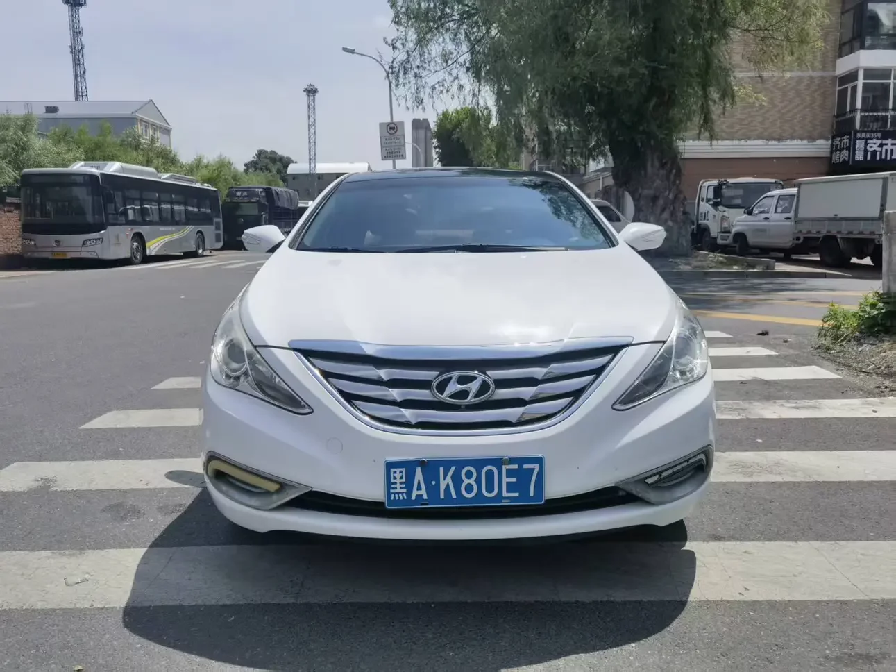 Hyundai sonata eight