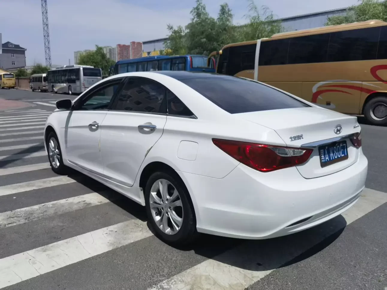 Hyundai sonata eight