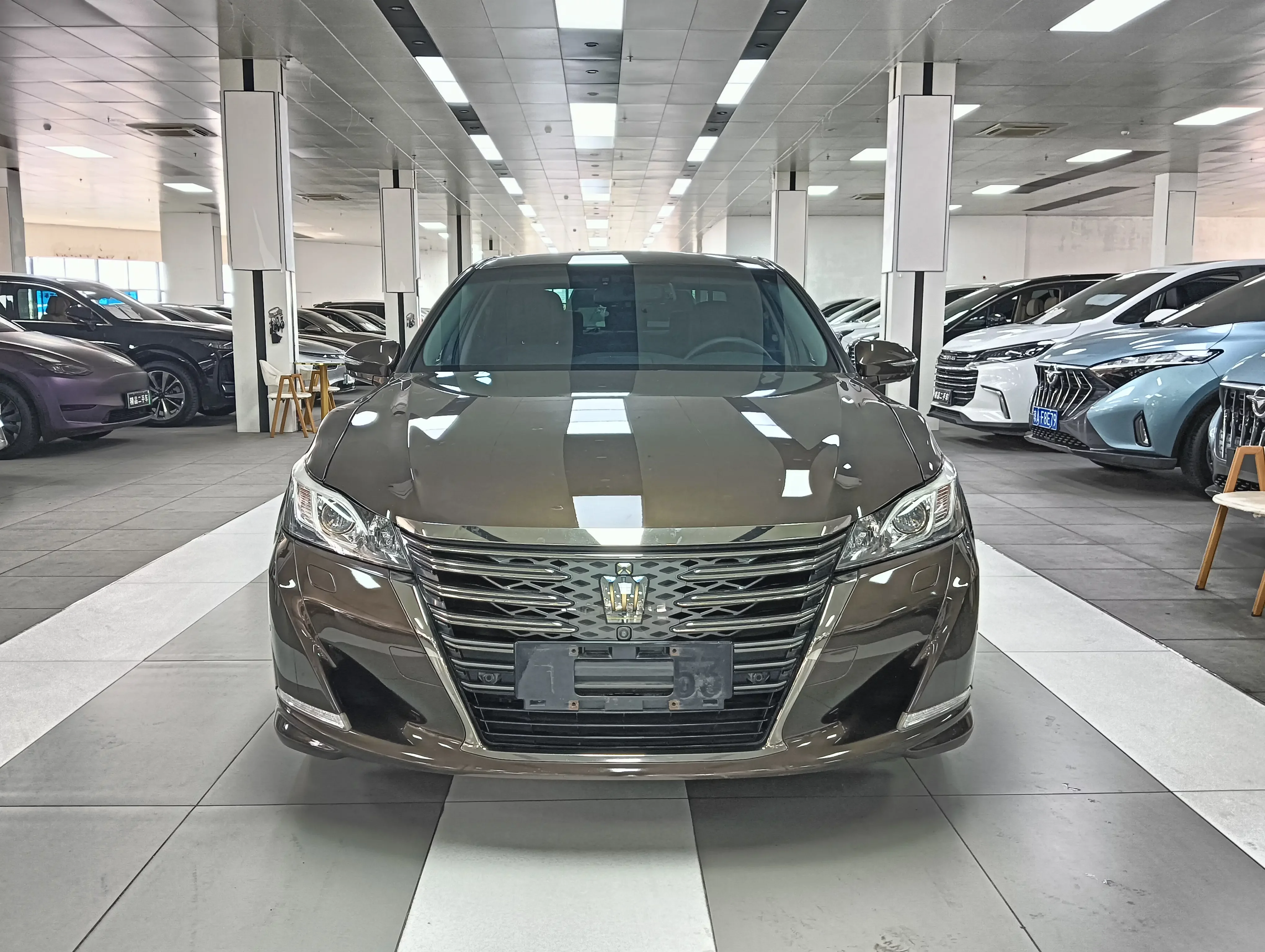 Toyota crown