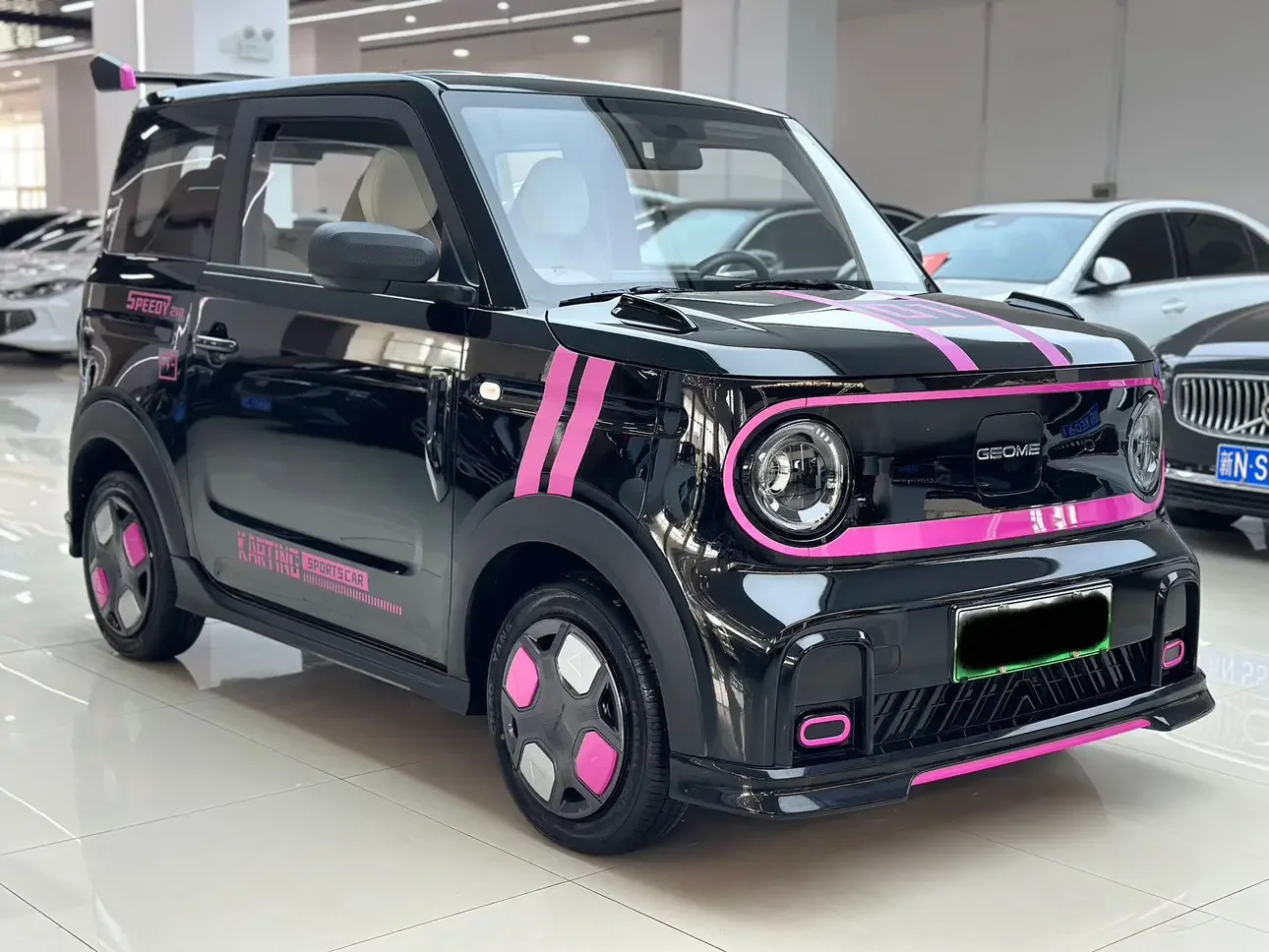 Geely panda