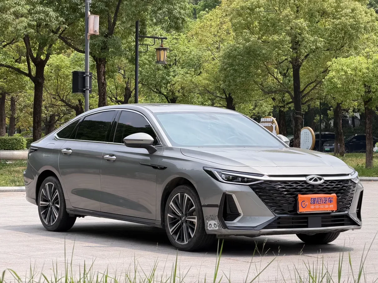 Chery Arrizo 8