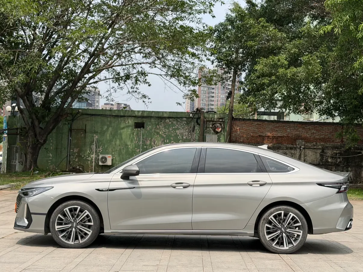 Chery Arrizo 8