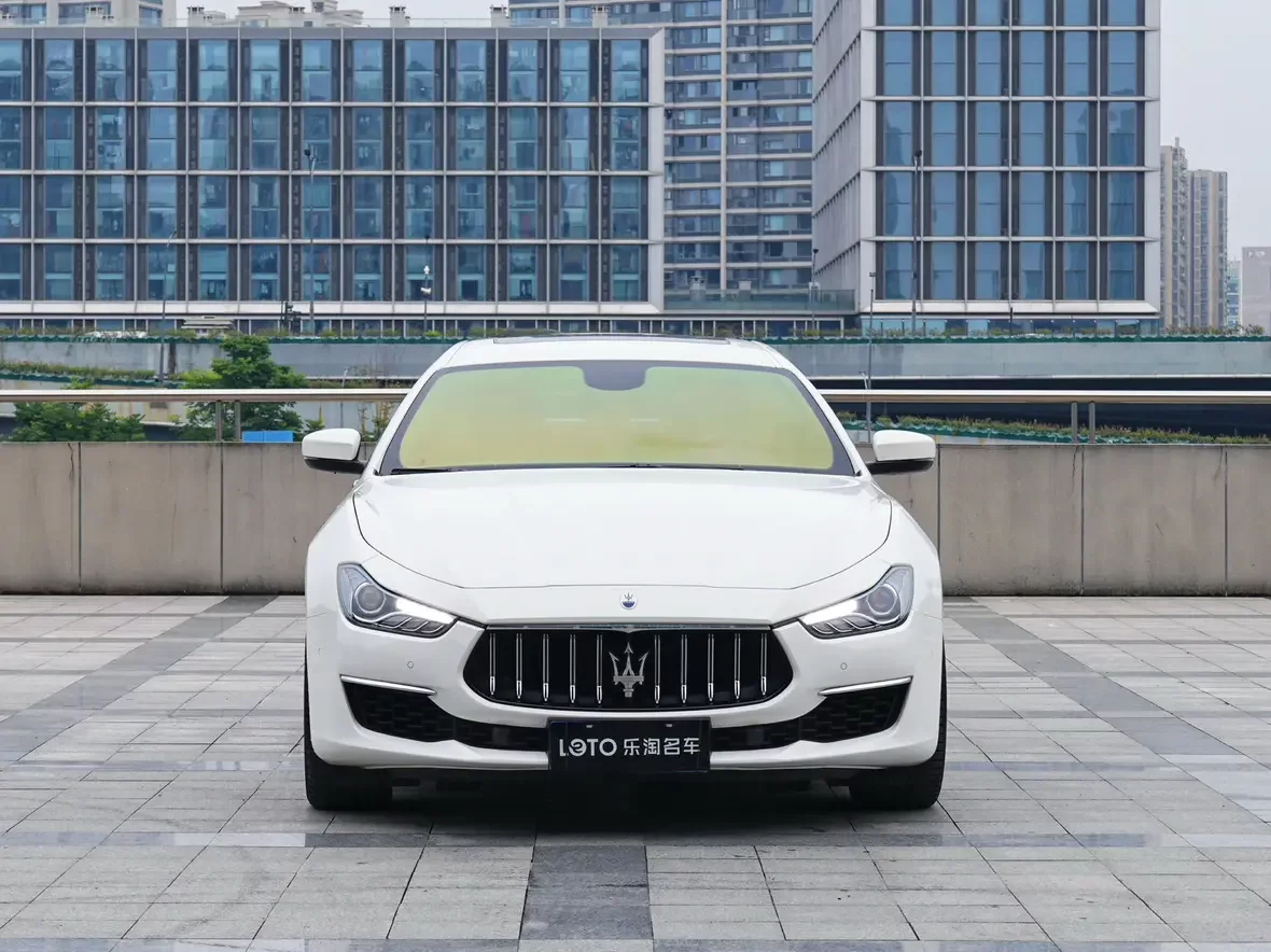 Maserati Ghibli  из Китая