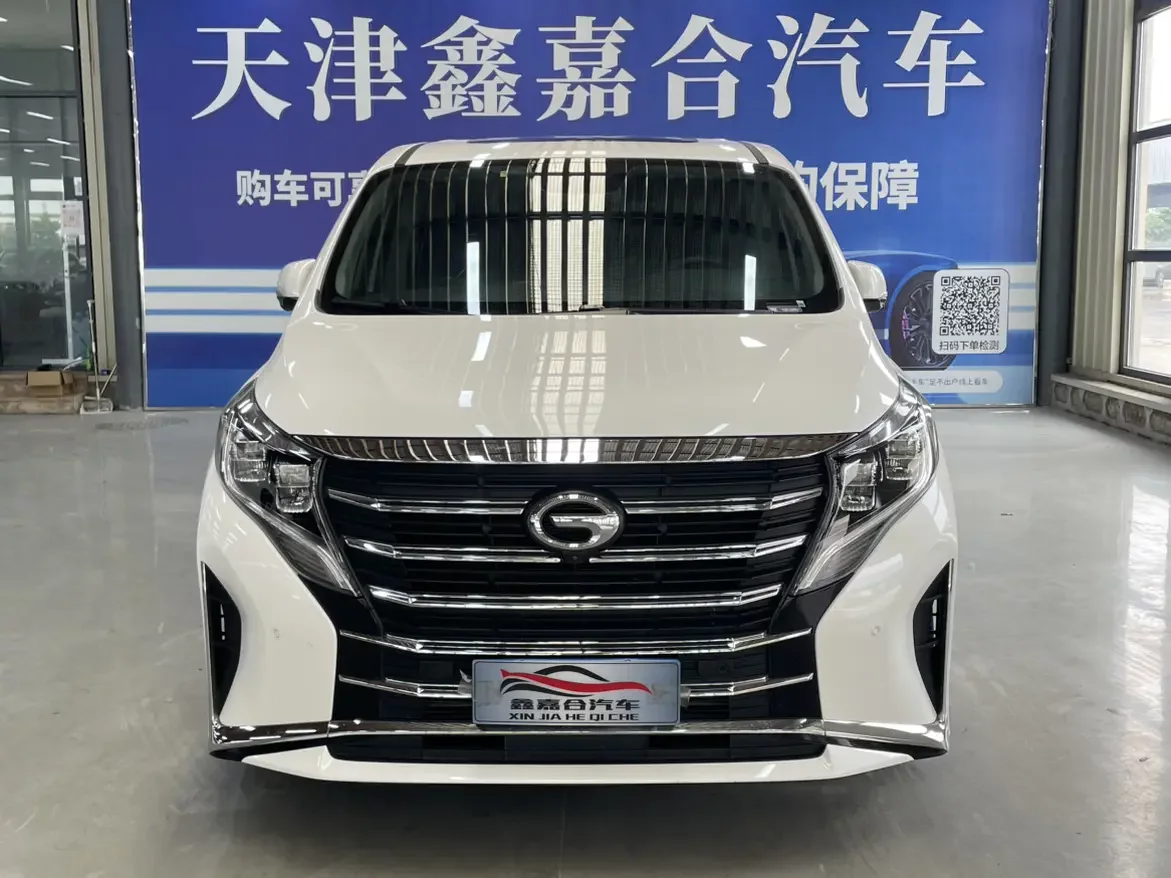 GAC Trumpchi M8  из Китая