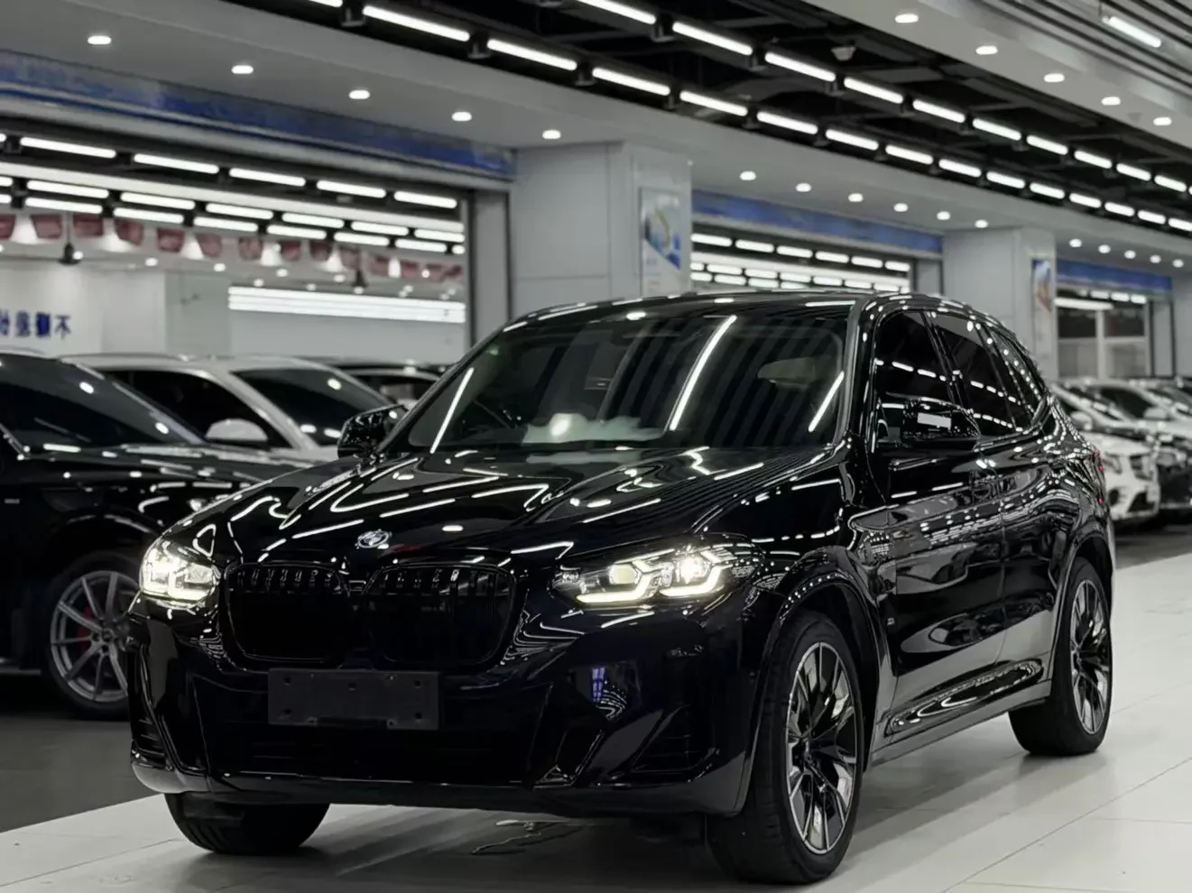 BMW iX3