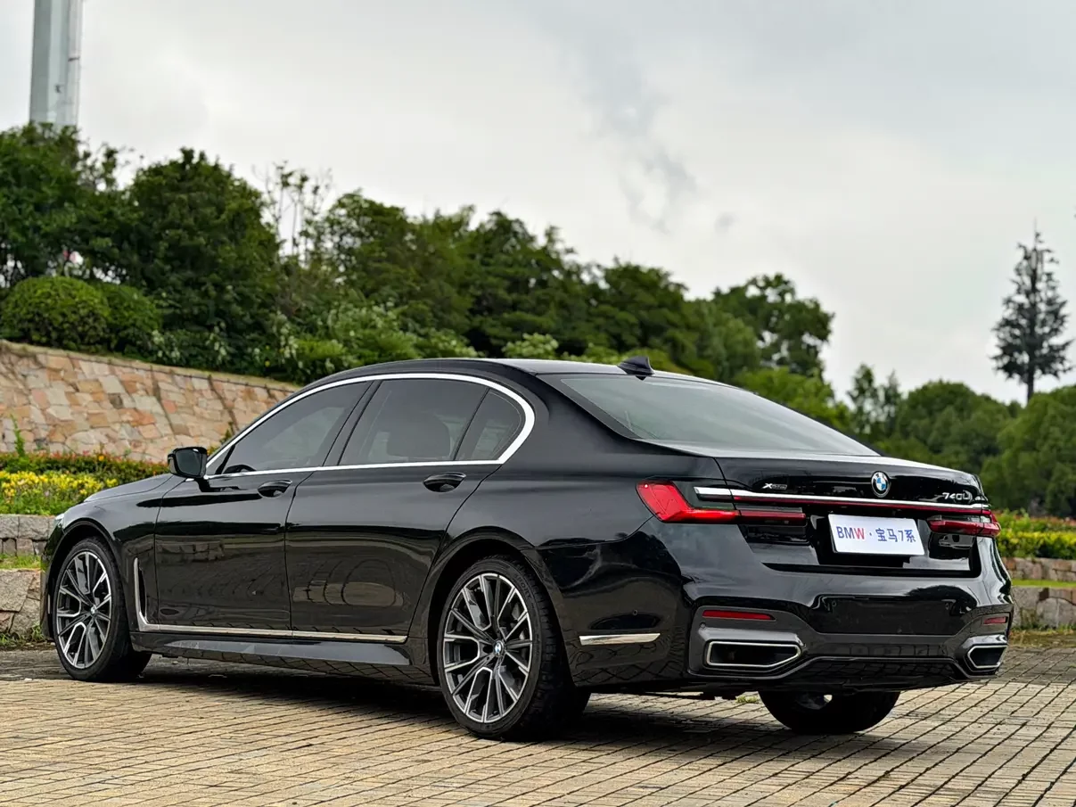 BMW 7 Series