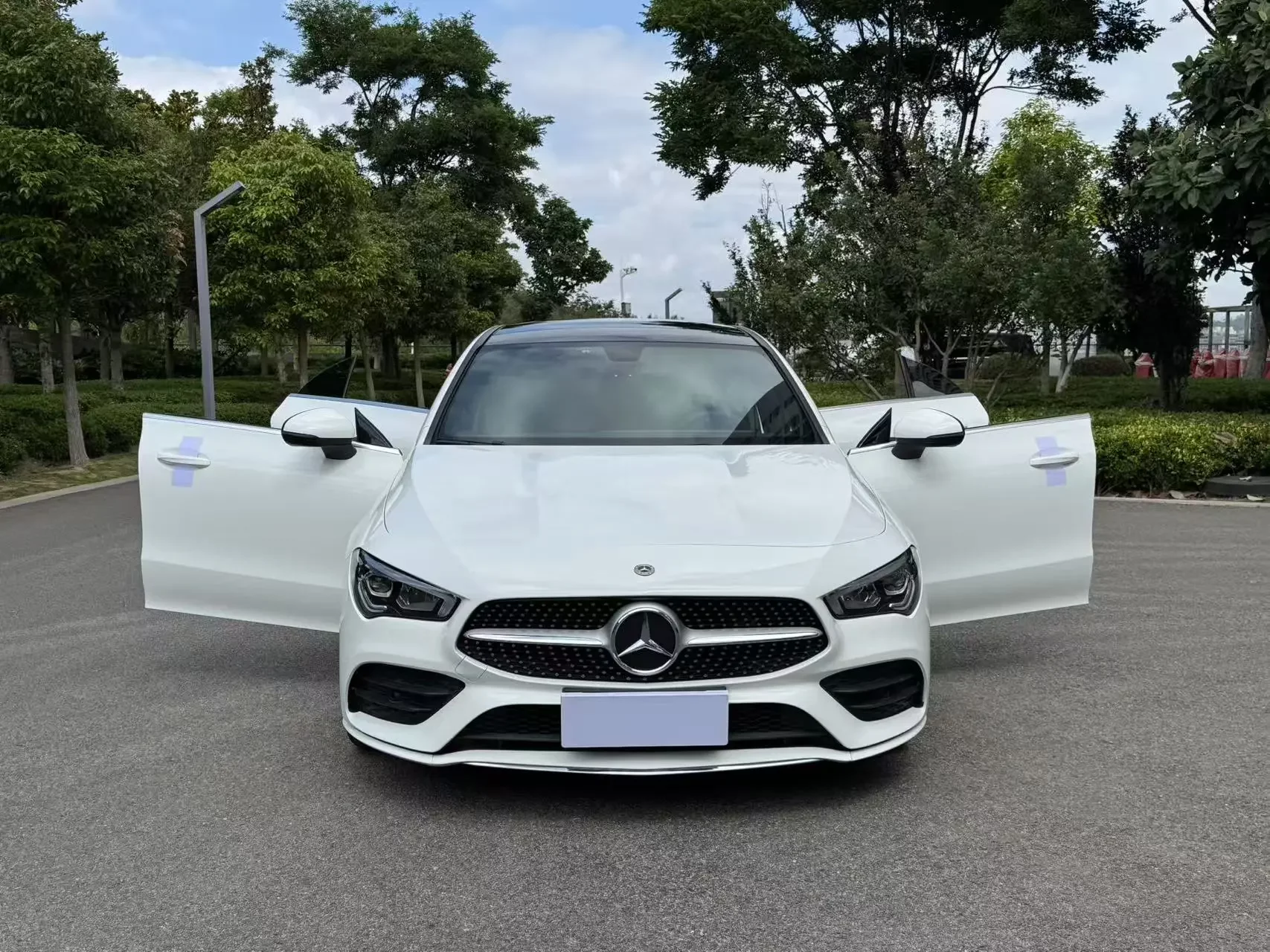 Mercedes-Benz CLA (Imported)
