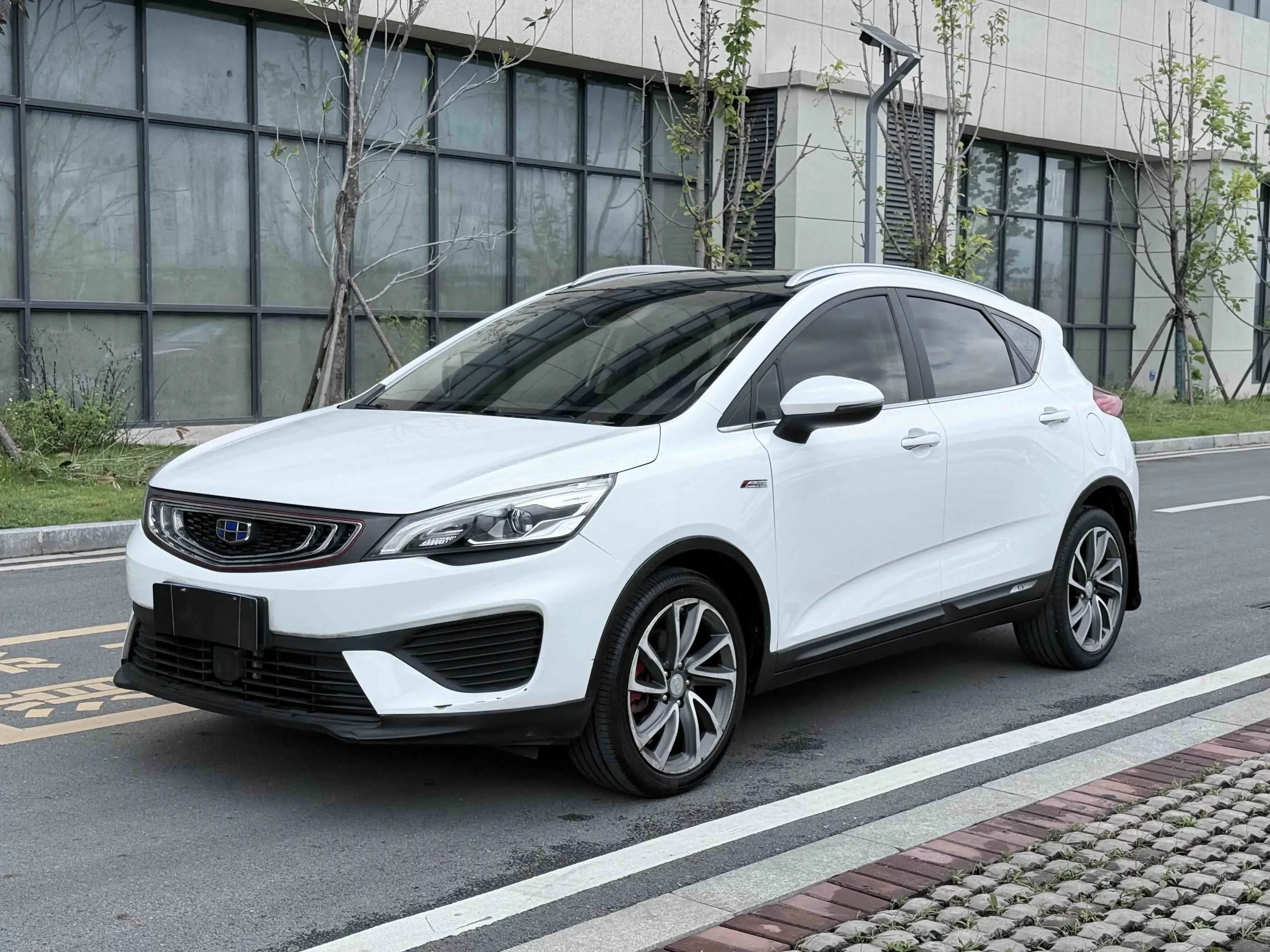 Geely Emgrand GS