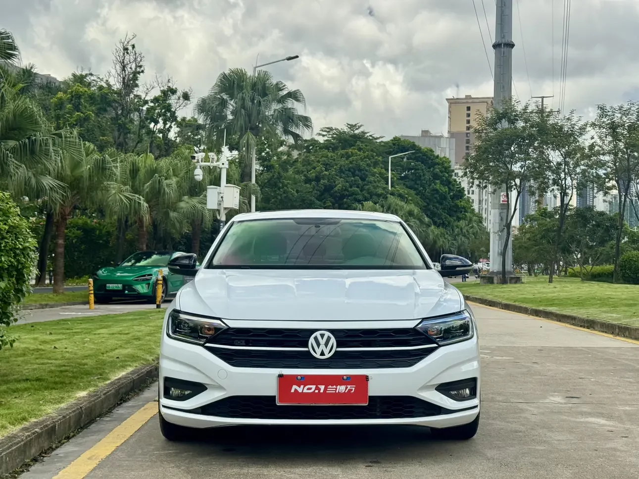Volkswagen Sagitar