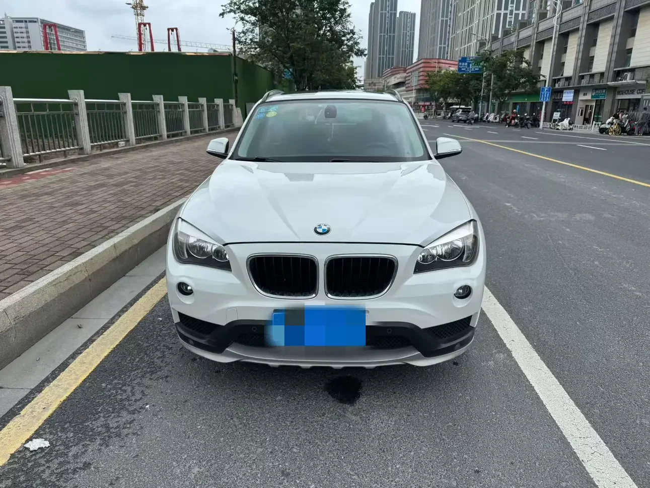 BMW X1