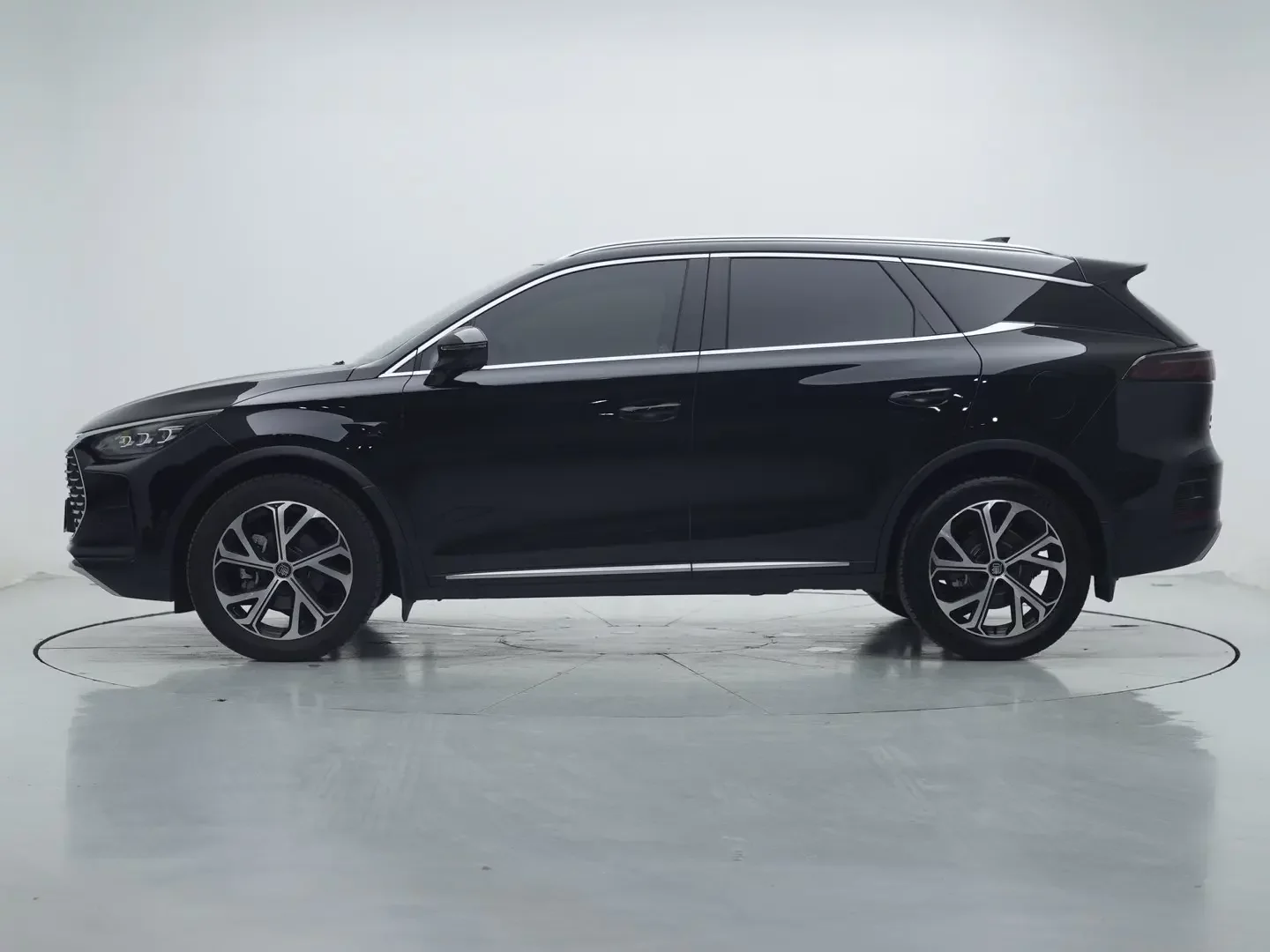 BYD Tang DM