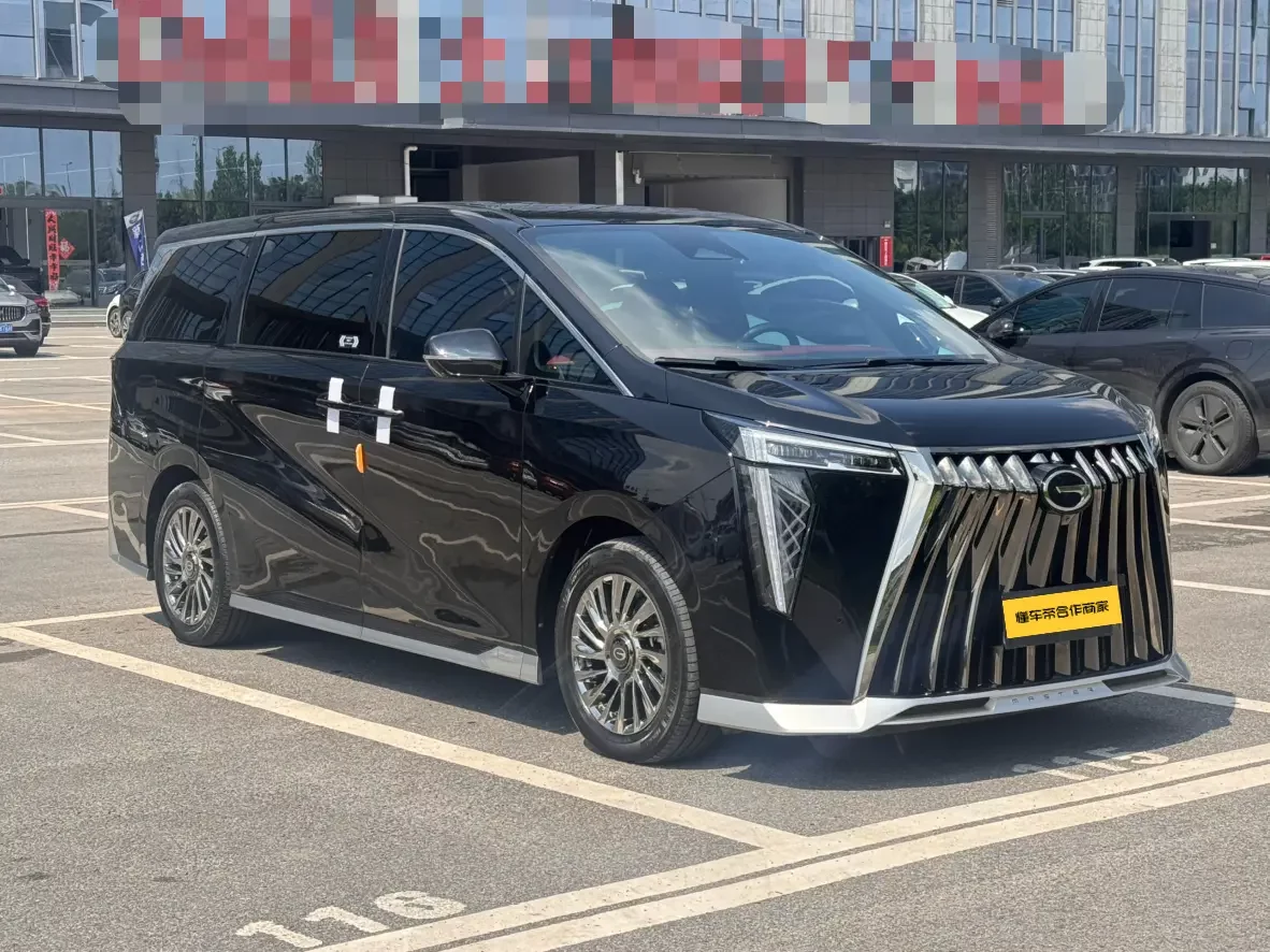 GAC Trumpchi M8
