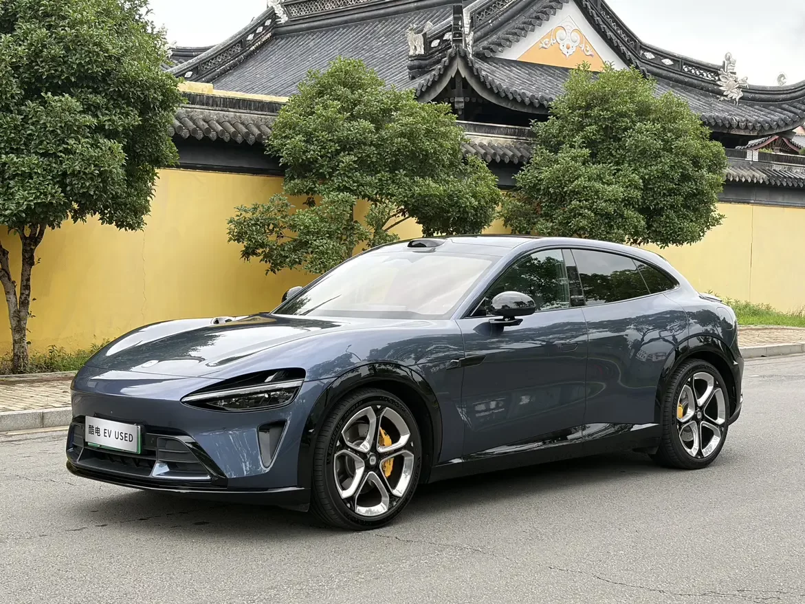 Xiaomi car Xiaomi YU7  из Китая
