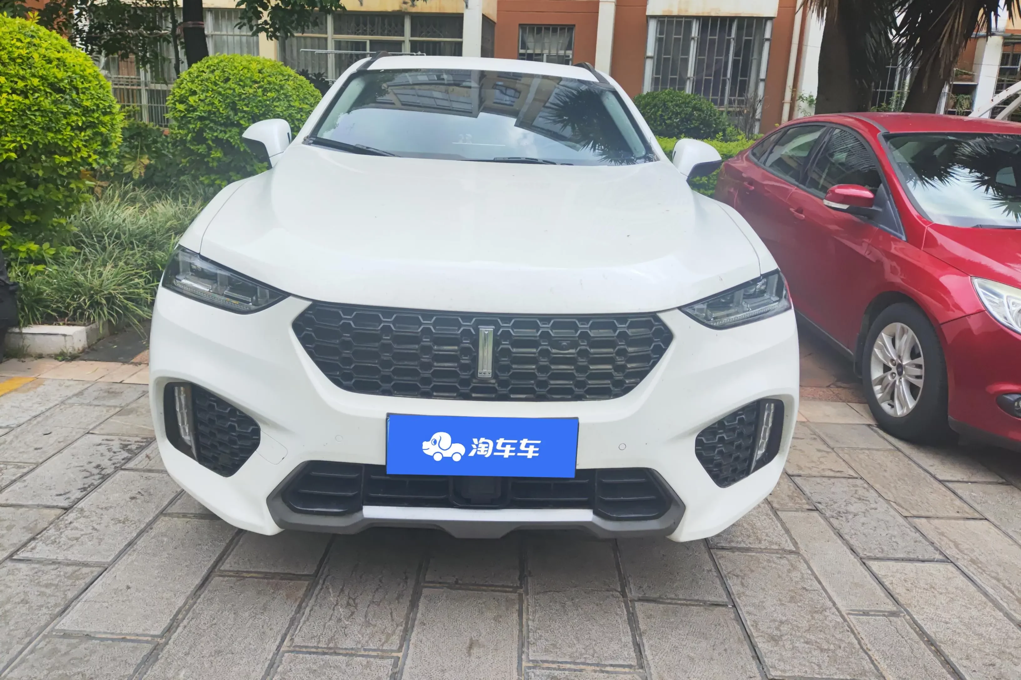 Wey Wei brand VV7