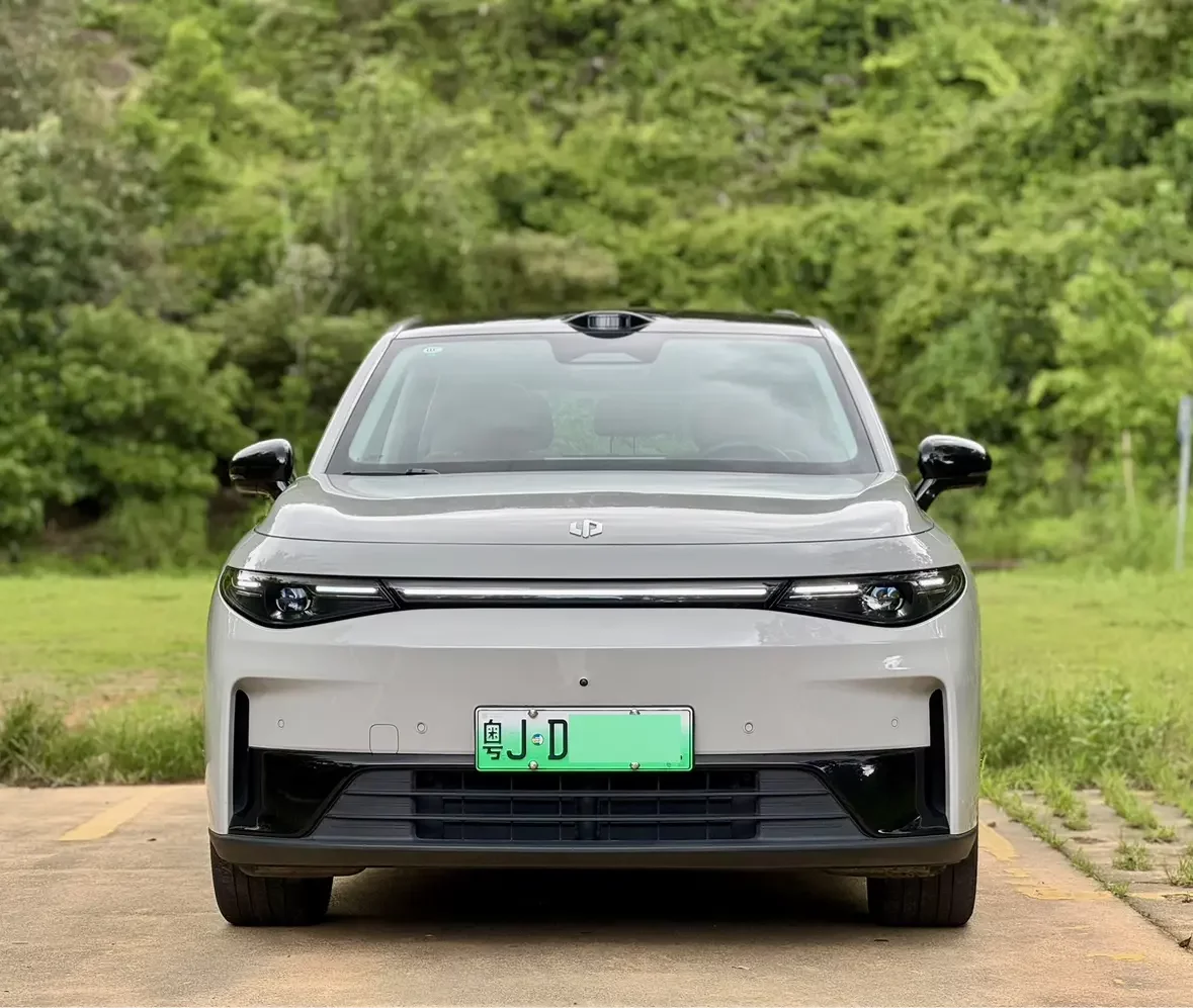 Leapmotor Zero running C10