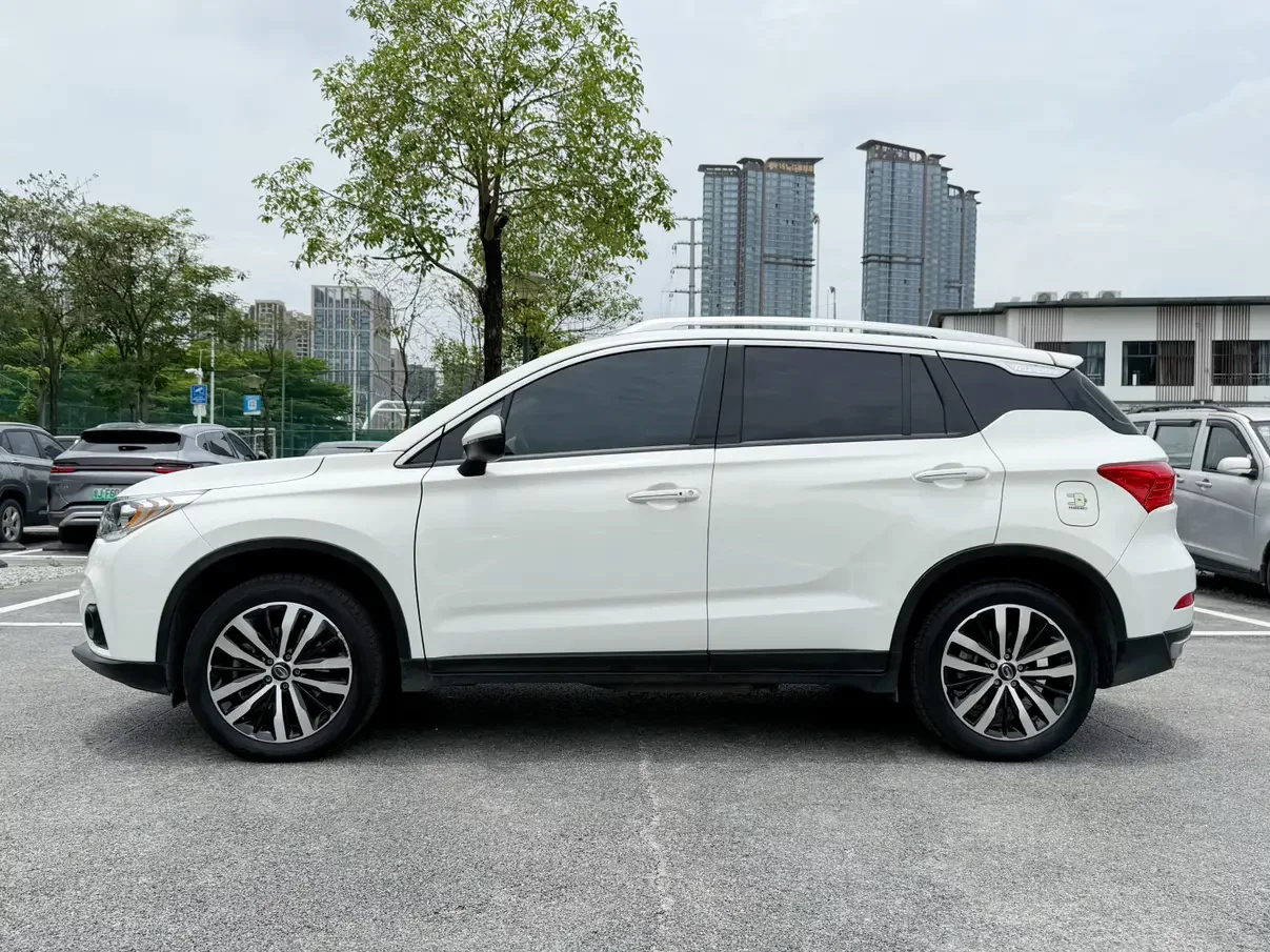 GAC Trumpchi GS4 PHEV