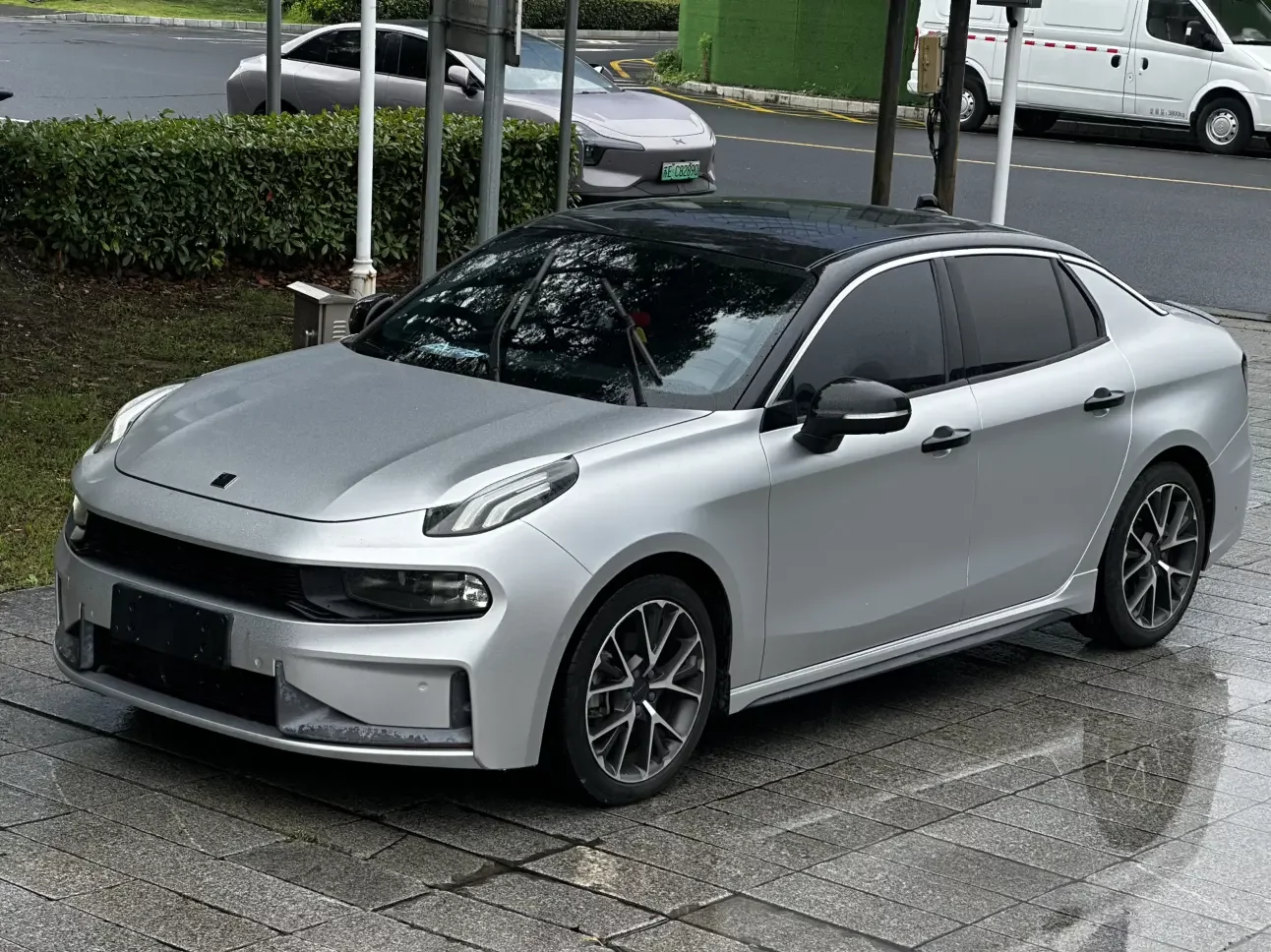 Lynk & Co 03