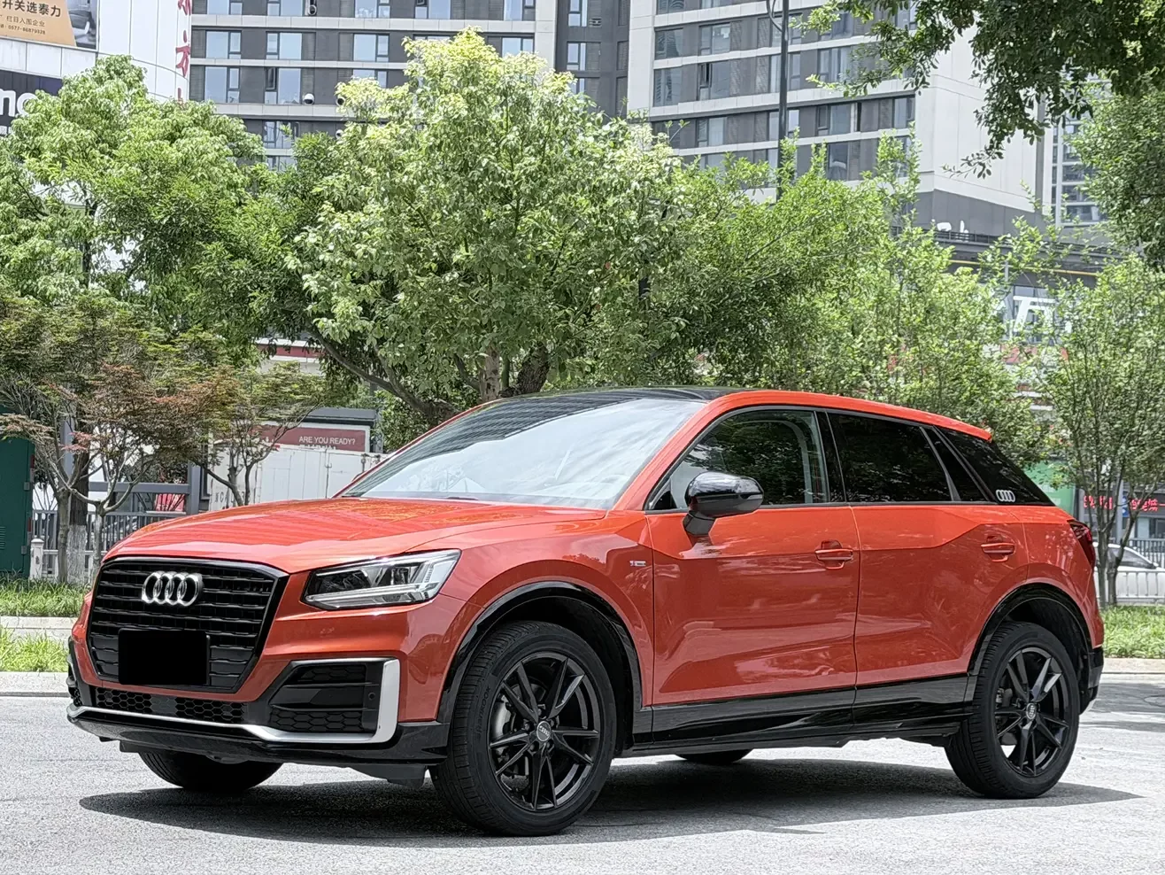 Audi Q2L