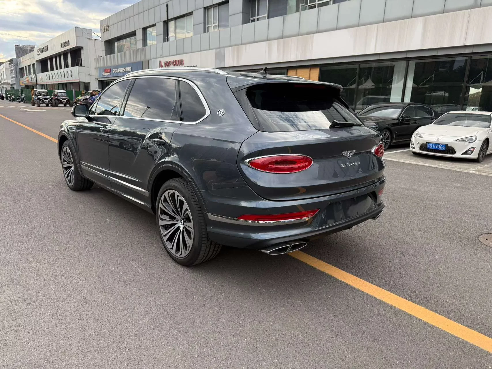 Bentley Bentayga