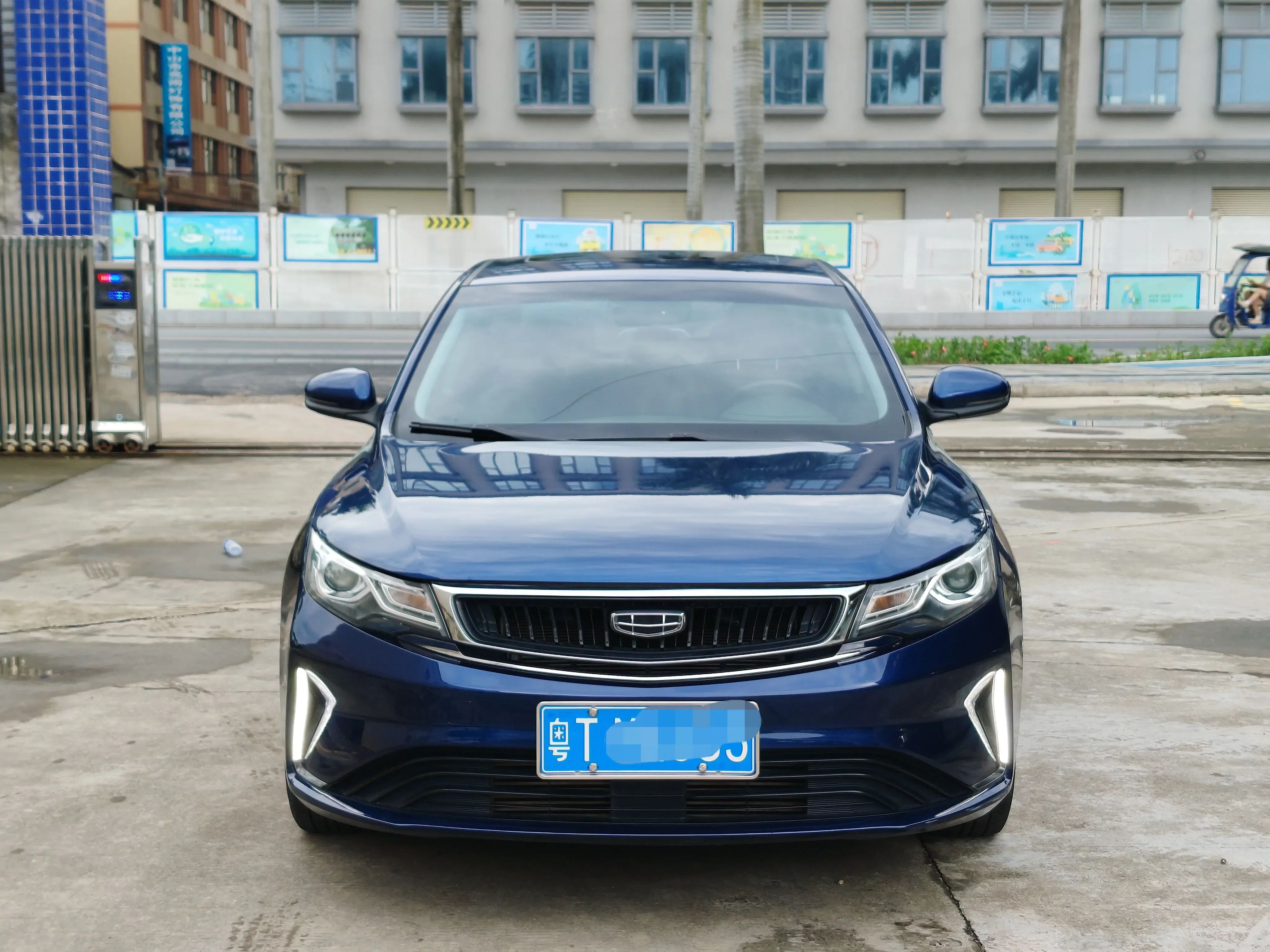 Geely Emgrand GL