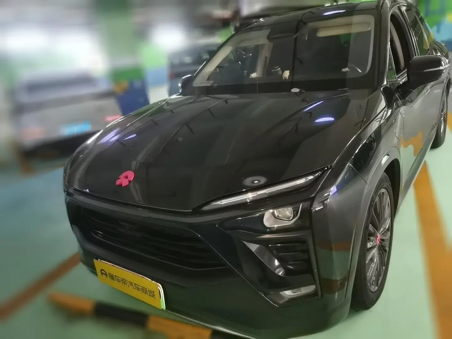 NIO ES8