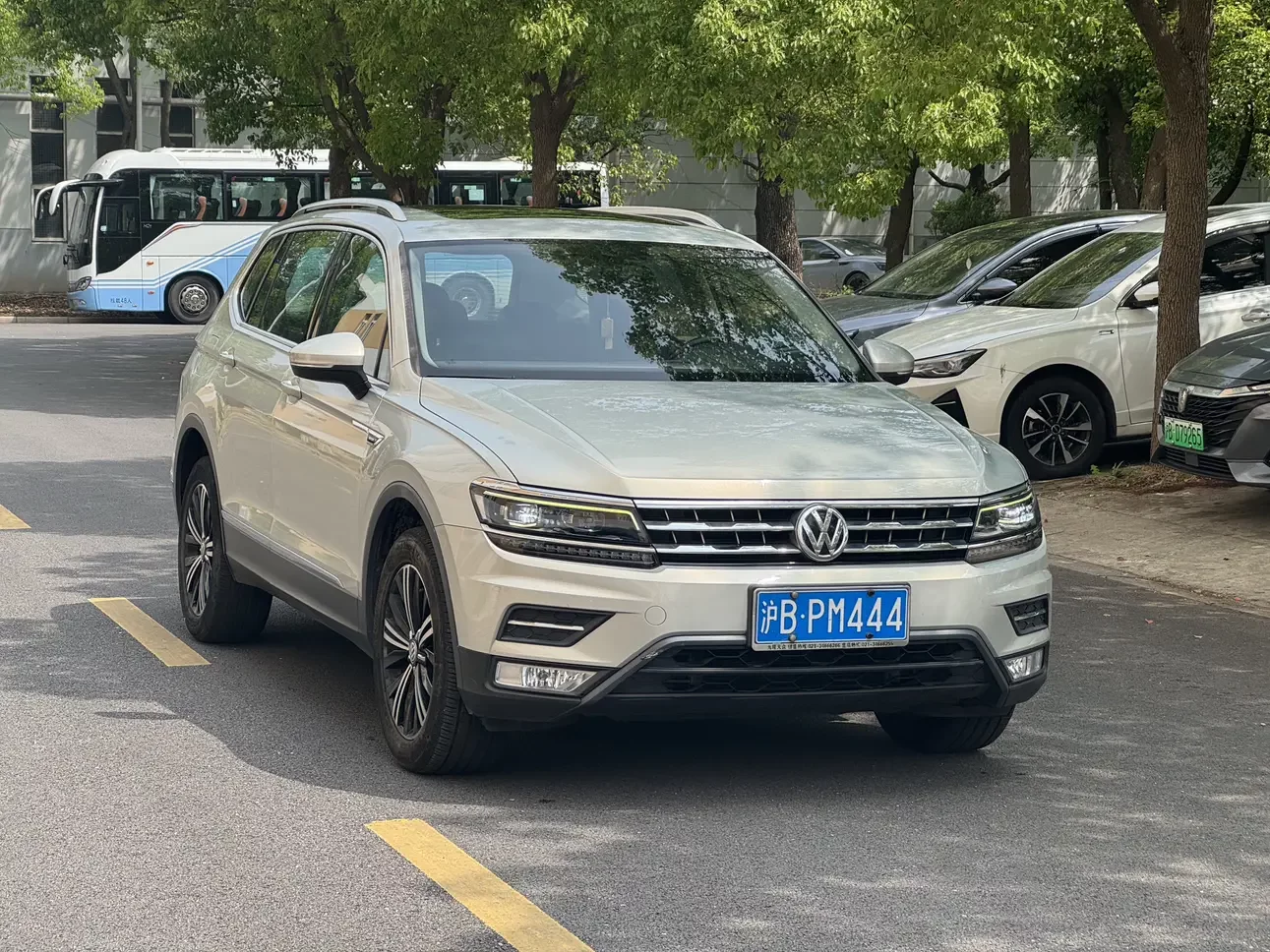 Volkswagen Tiguan L