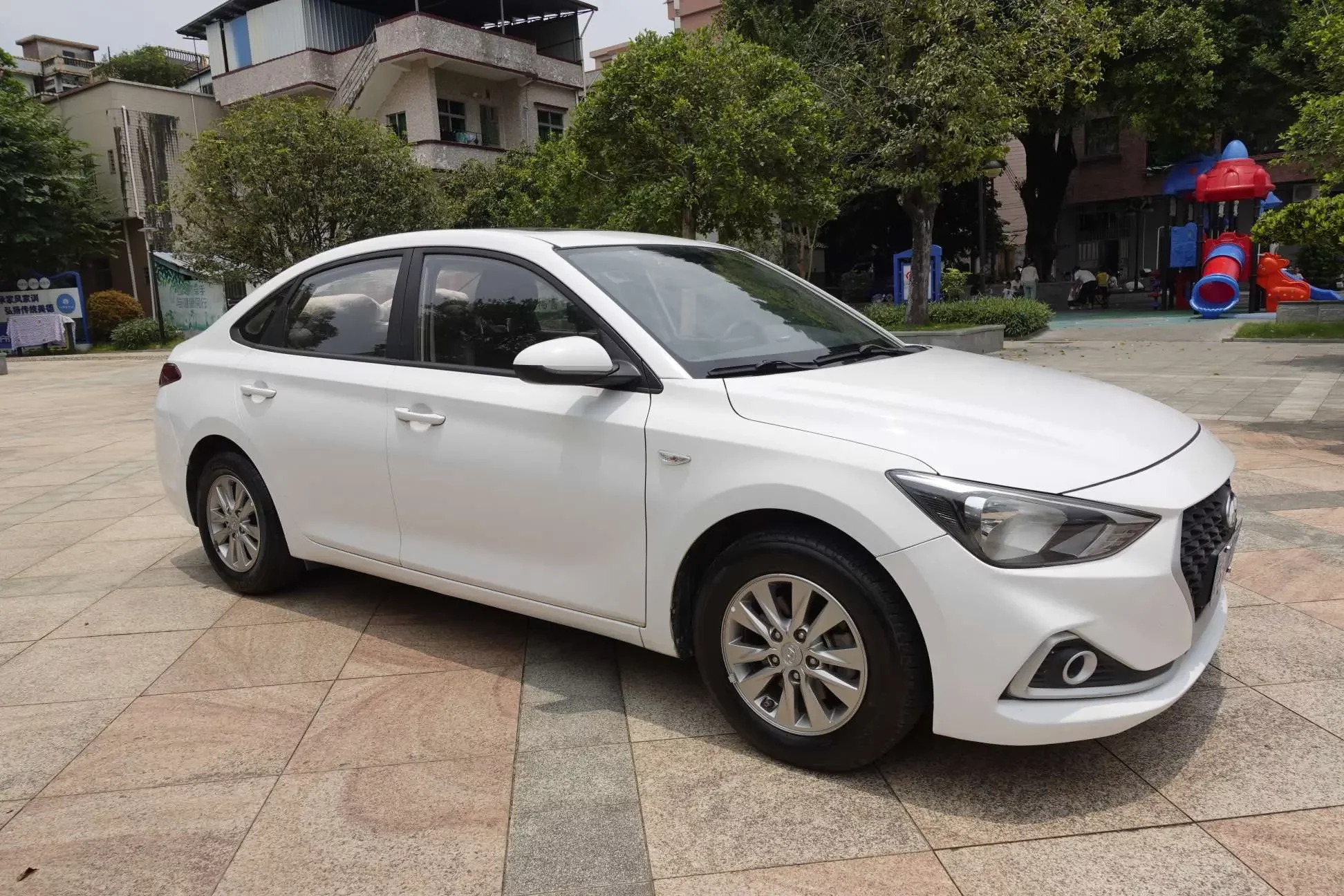 Hyundai Joyful