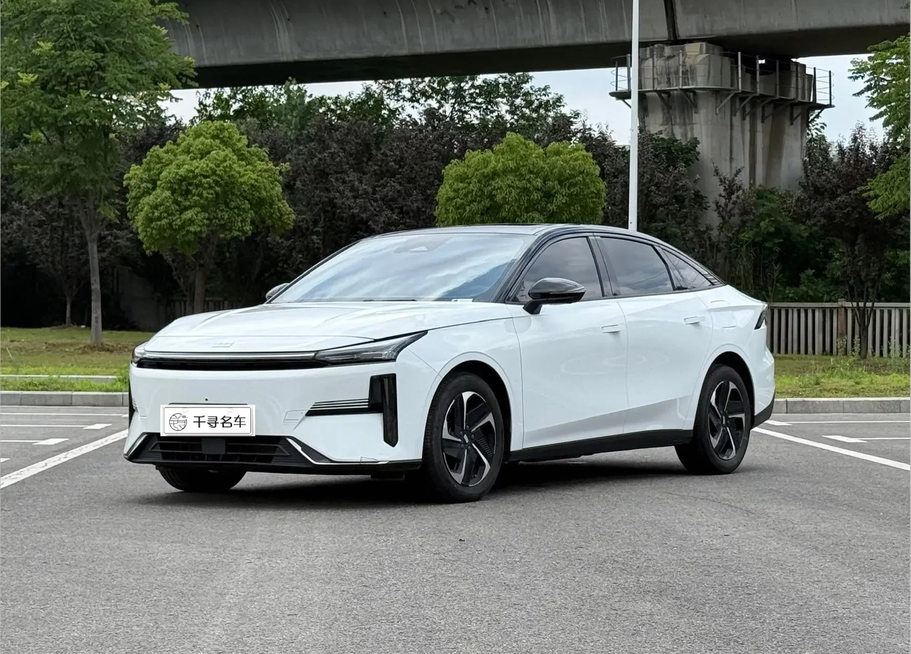Geely Galaxy L6