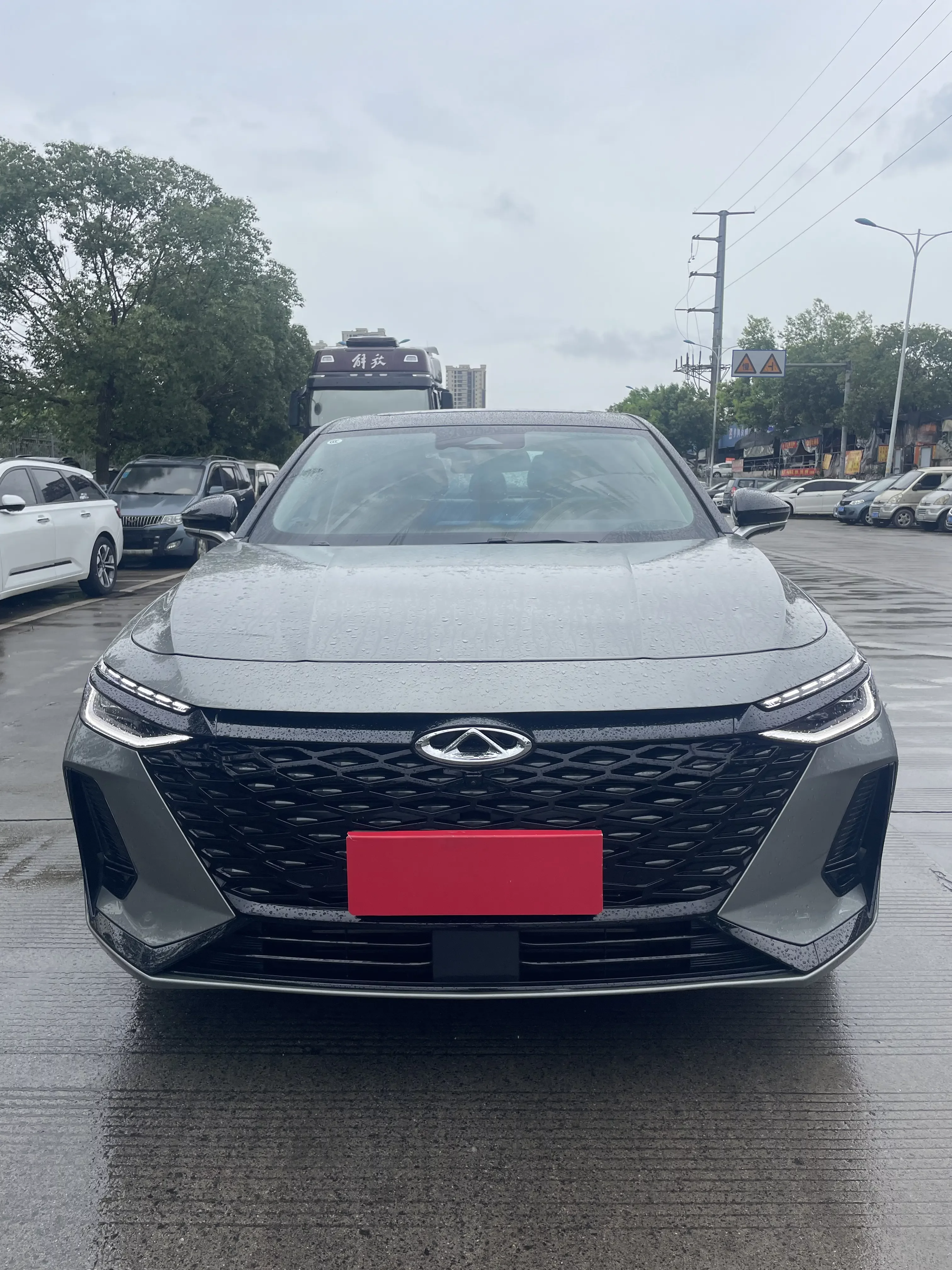 Chery Arrizo 8
