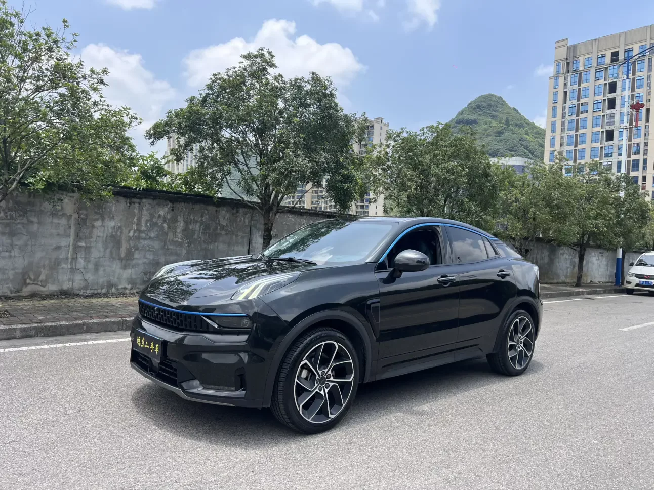 Lynk & Co 05